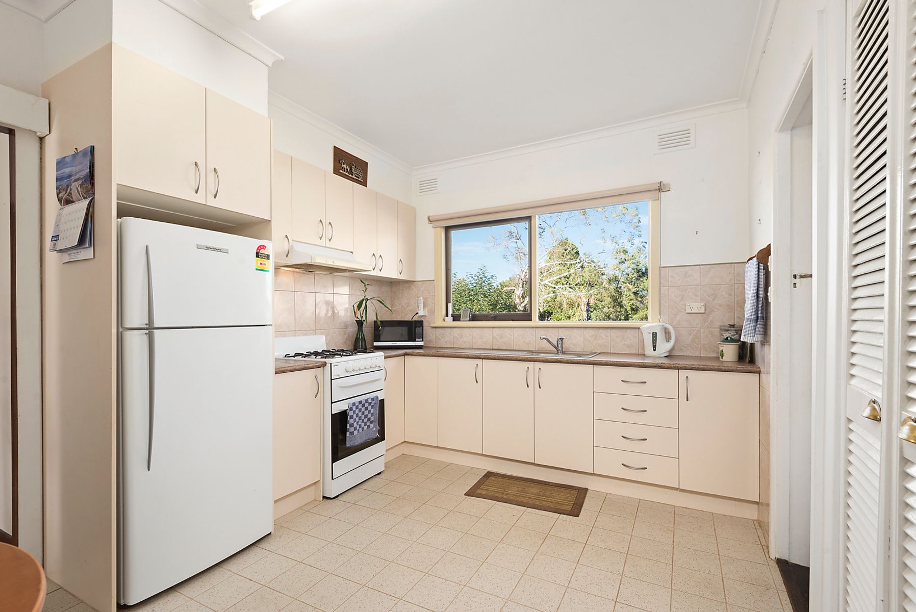 6 Claude Street, Bayswater, VIC 3153, Bayswater - Thumbnail 4