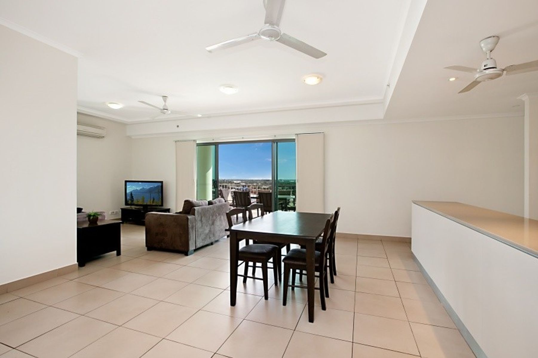 30/96 Woods Street, Darwin City NT 0800, Darwin City - Thumbnail 3