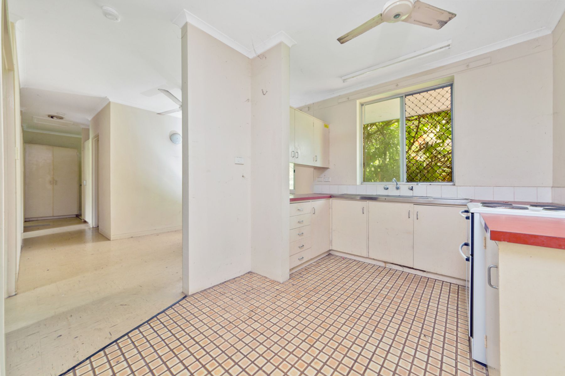 2 Bee Court, Malak NT 0812, Malak - Thumbnail 3