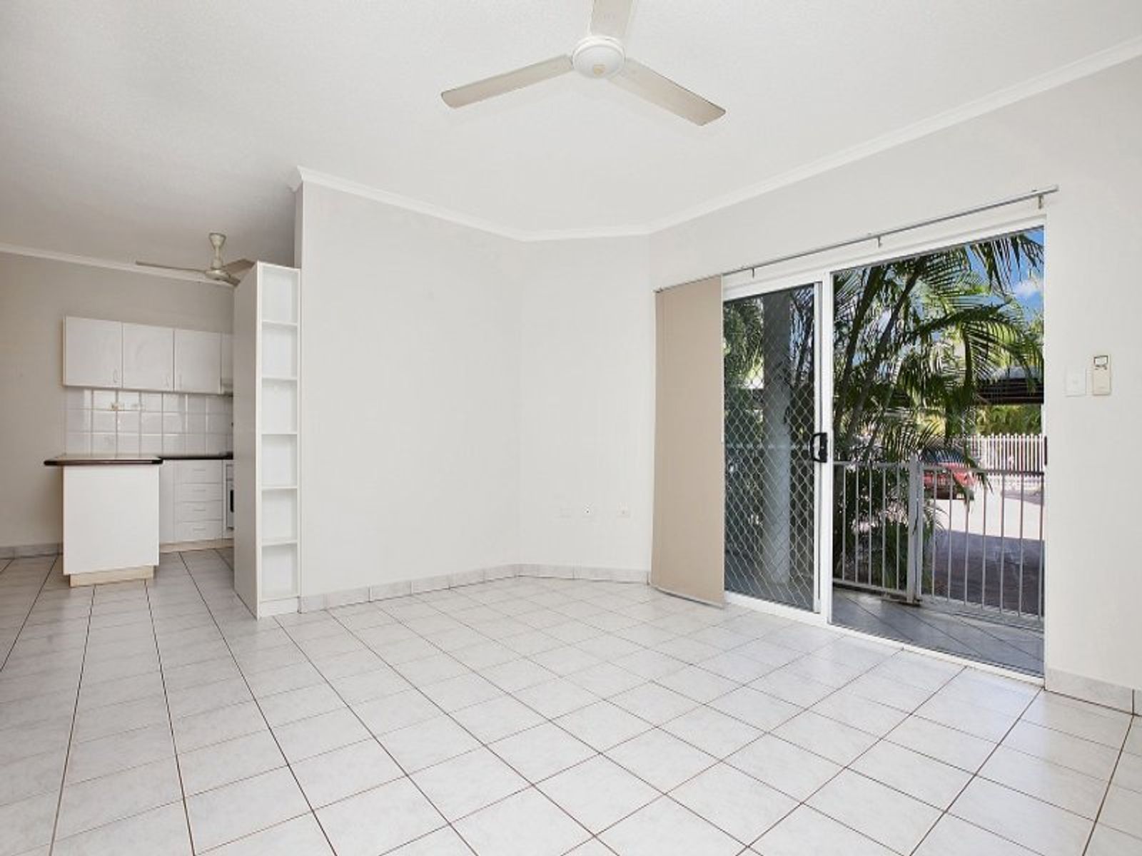 31/138 Casuarina Drive, Nightcliff NT 0810, Nightcliff - Thumbnail 2