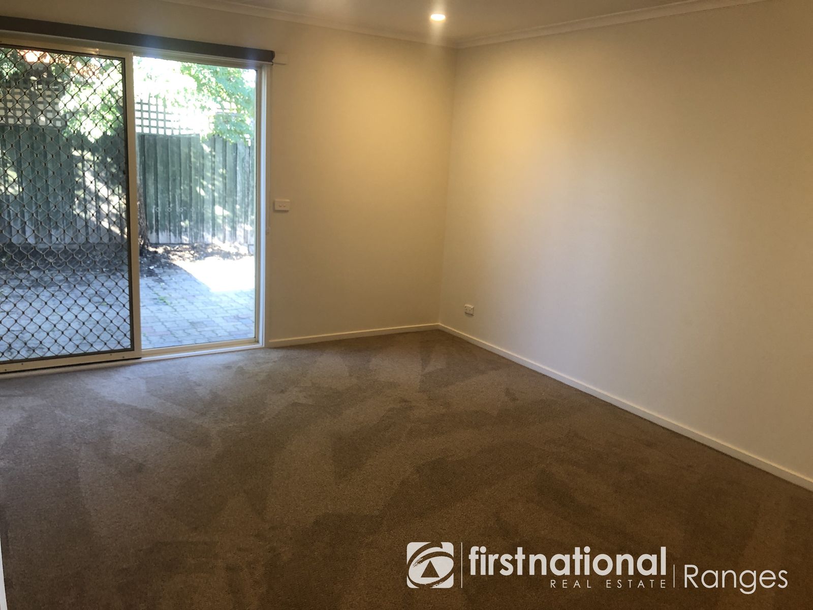 22 Macquarie Court, Cranbourne North VIC 3977, Cranbourne North - Thumbnail 7