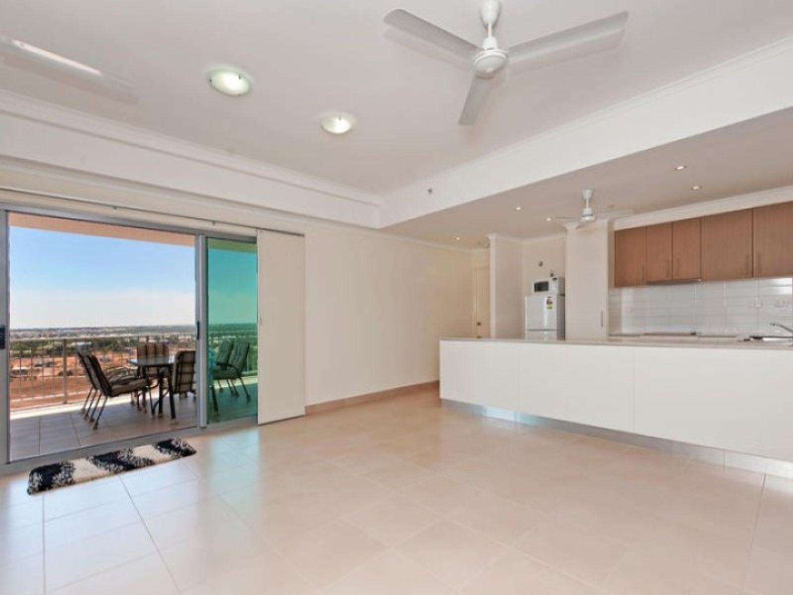 42/96 Woods Street, Darwin City NT 0800, Darwin City - Thumbnail 6