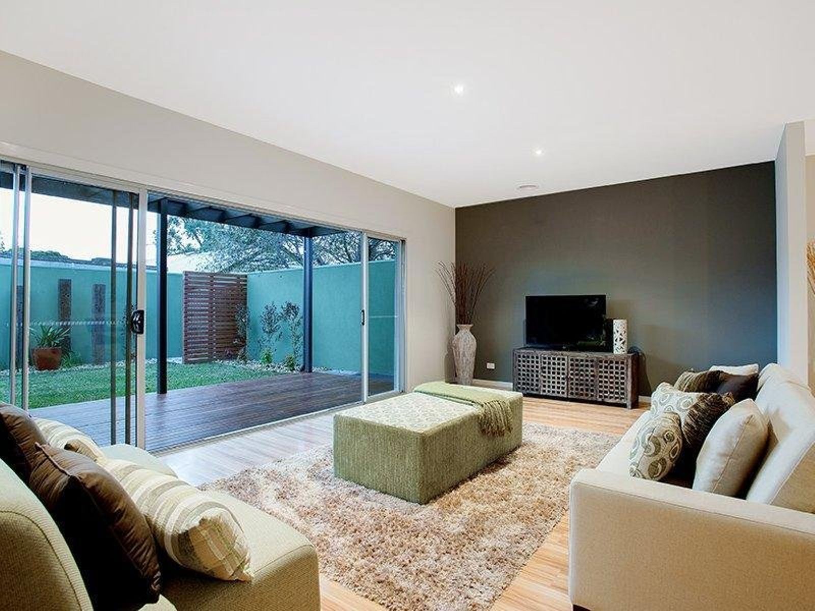 2/35 Gordon Street, Newport, VIC 3015, Newport - Thumbnail 4