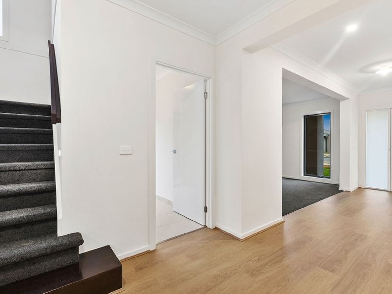 5 Chestnut Avenue, Clyde, VIC 3978, Clyde - Thumbnail 3