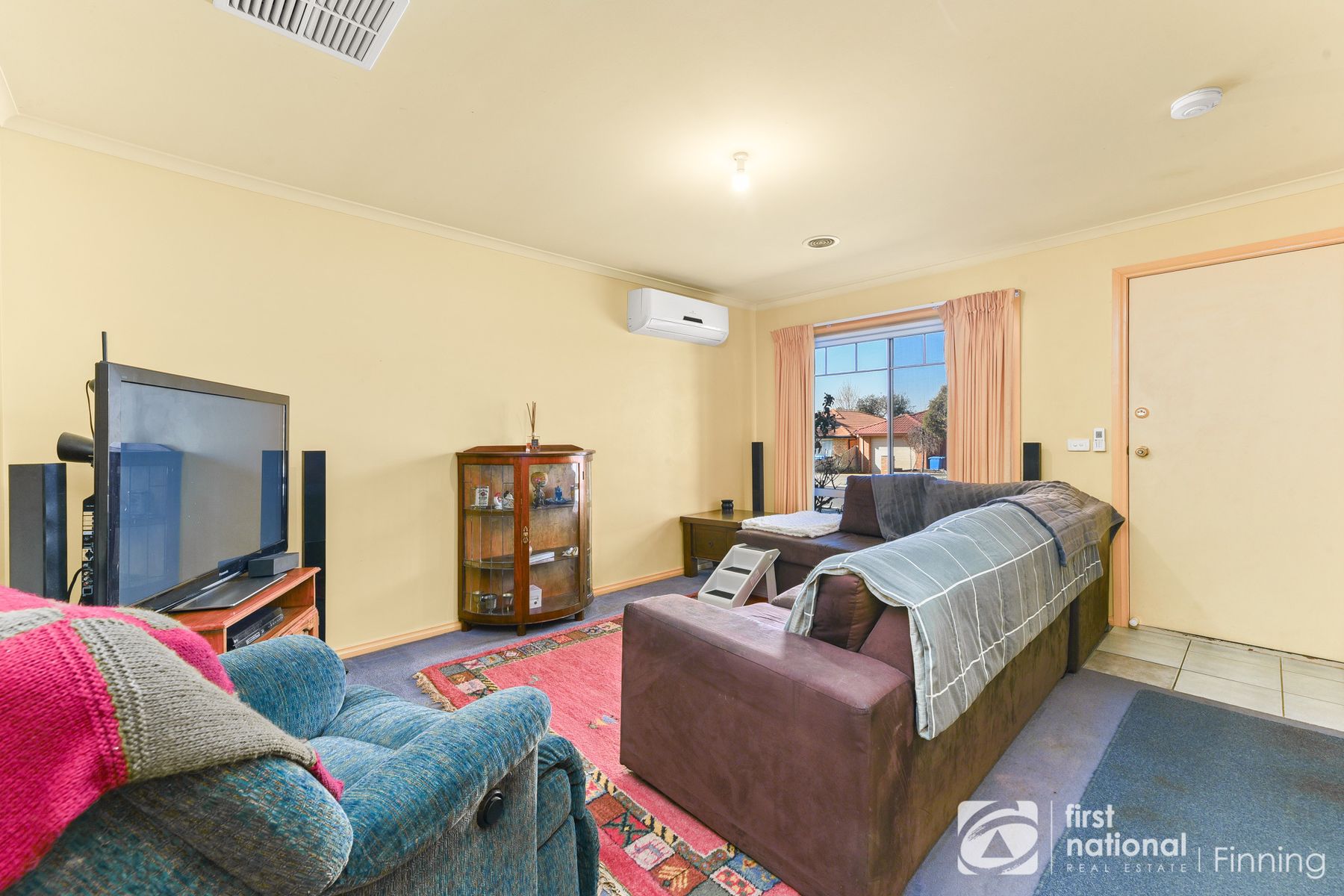 3 Otley Way, Cranbourne East VIC 3977, Cranbourne East - Thumbnail 2