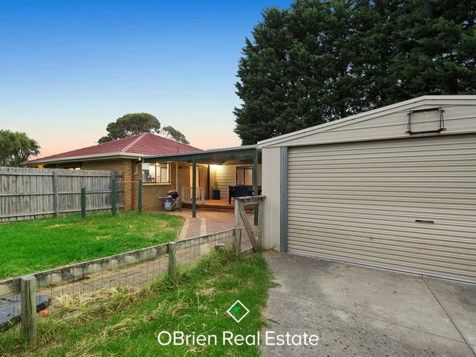 8 Kinloch Gardens, Endeavour Hills, VIC 3802, Endeavour Hills - Thumbnail 8