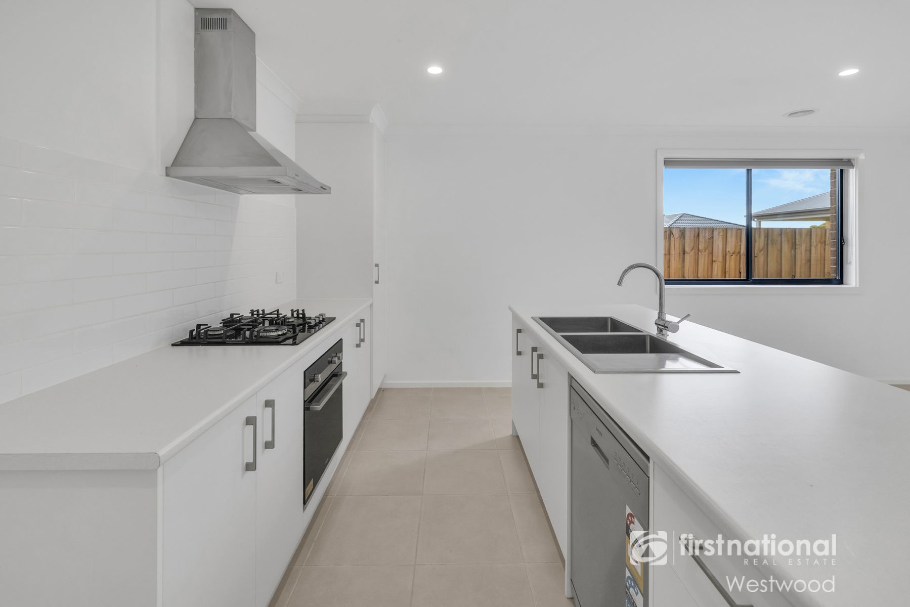2 Slinky Street, Deanside VIC 3336, Deanside - Thumbnail 6