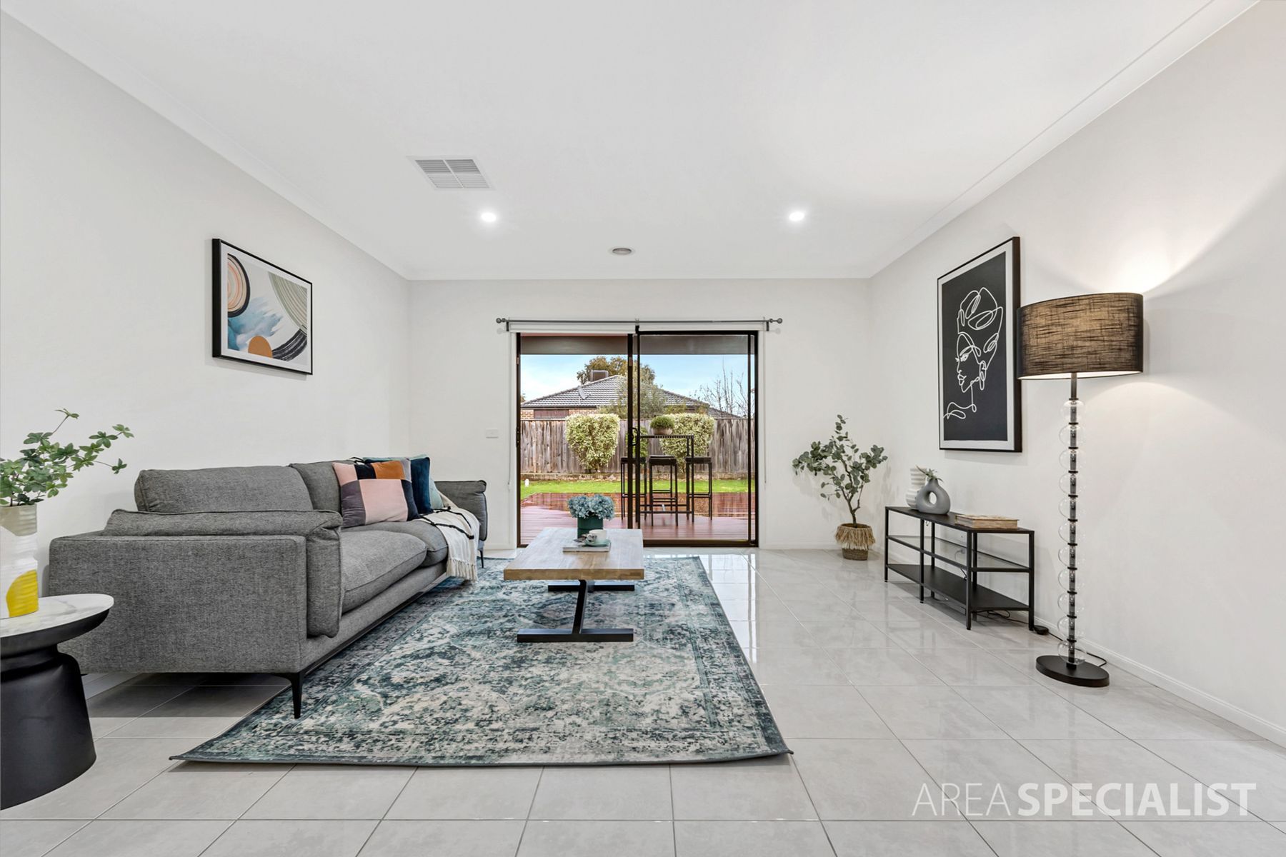 9 Waltzing Drive, Lynbrook, VIC 3975, Lynbrook - Thumbnail 3