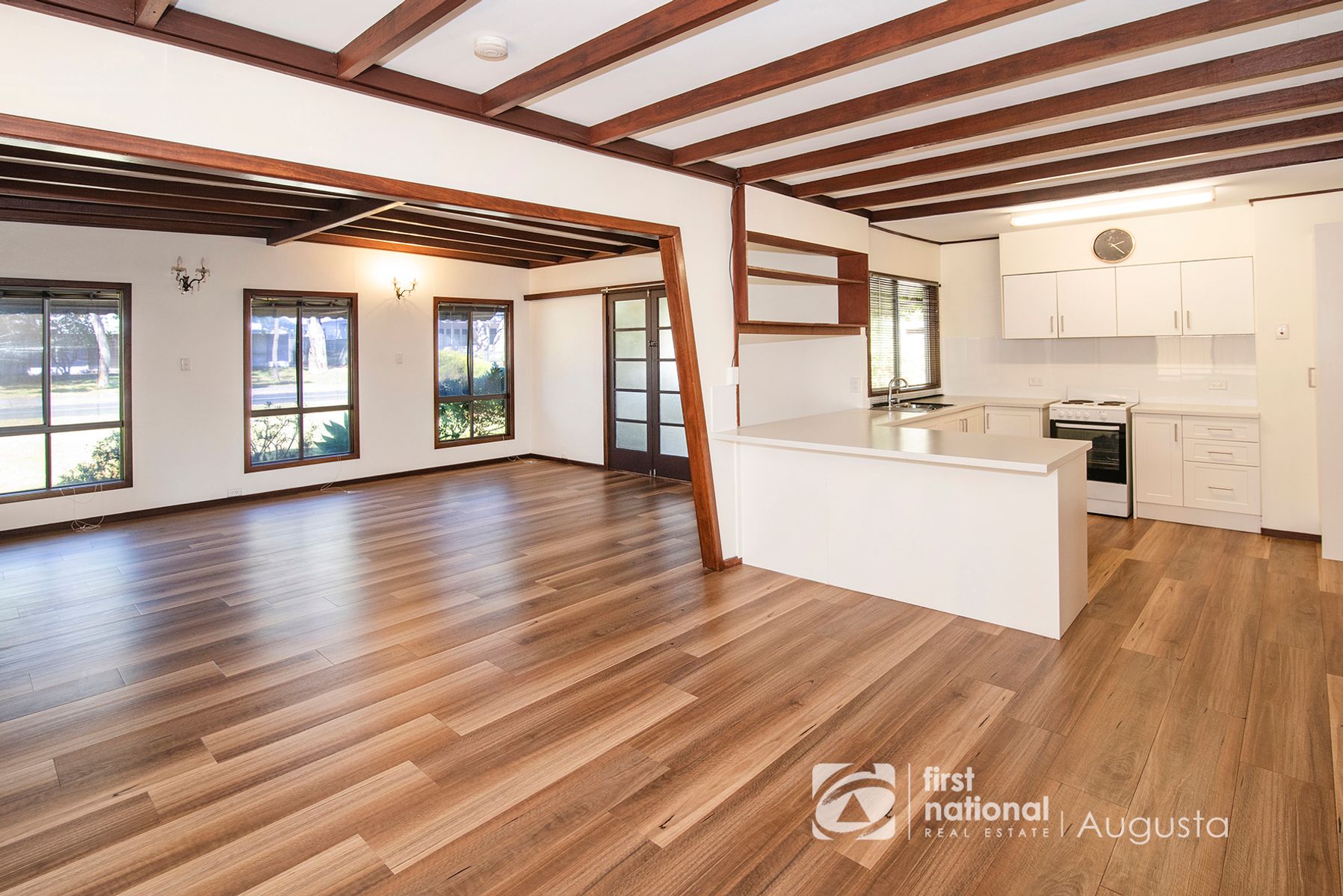131 Gifford  Road, Dunsborough WA 6281, Dunsborough - Thumbnail 4