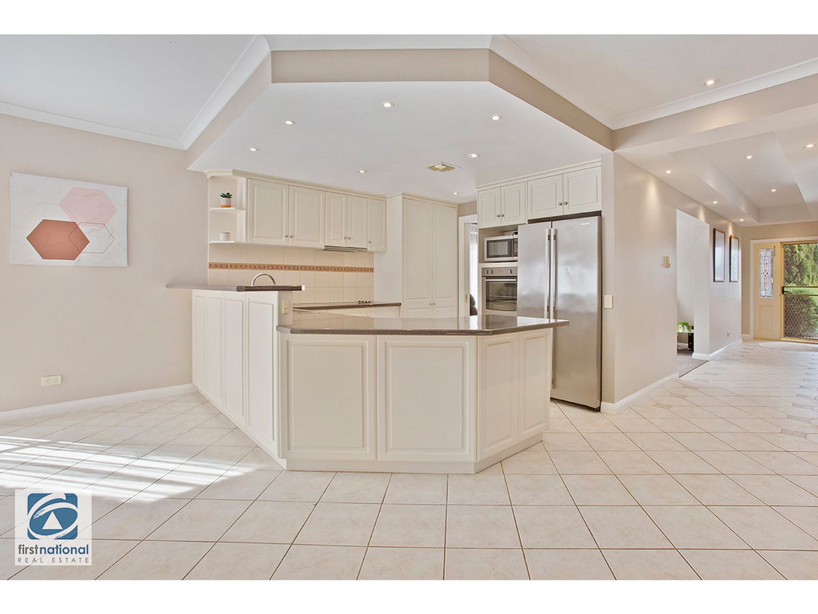 9 Hadlow Street, Warragul, VIC 3820, Warragul - Thumbnail 2