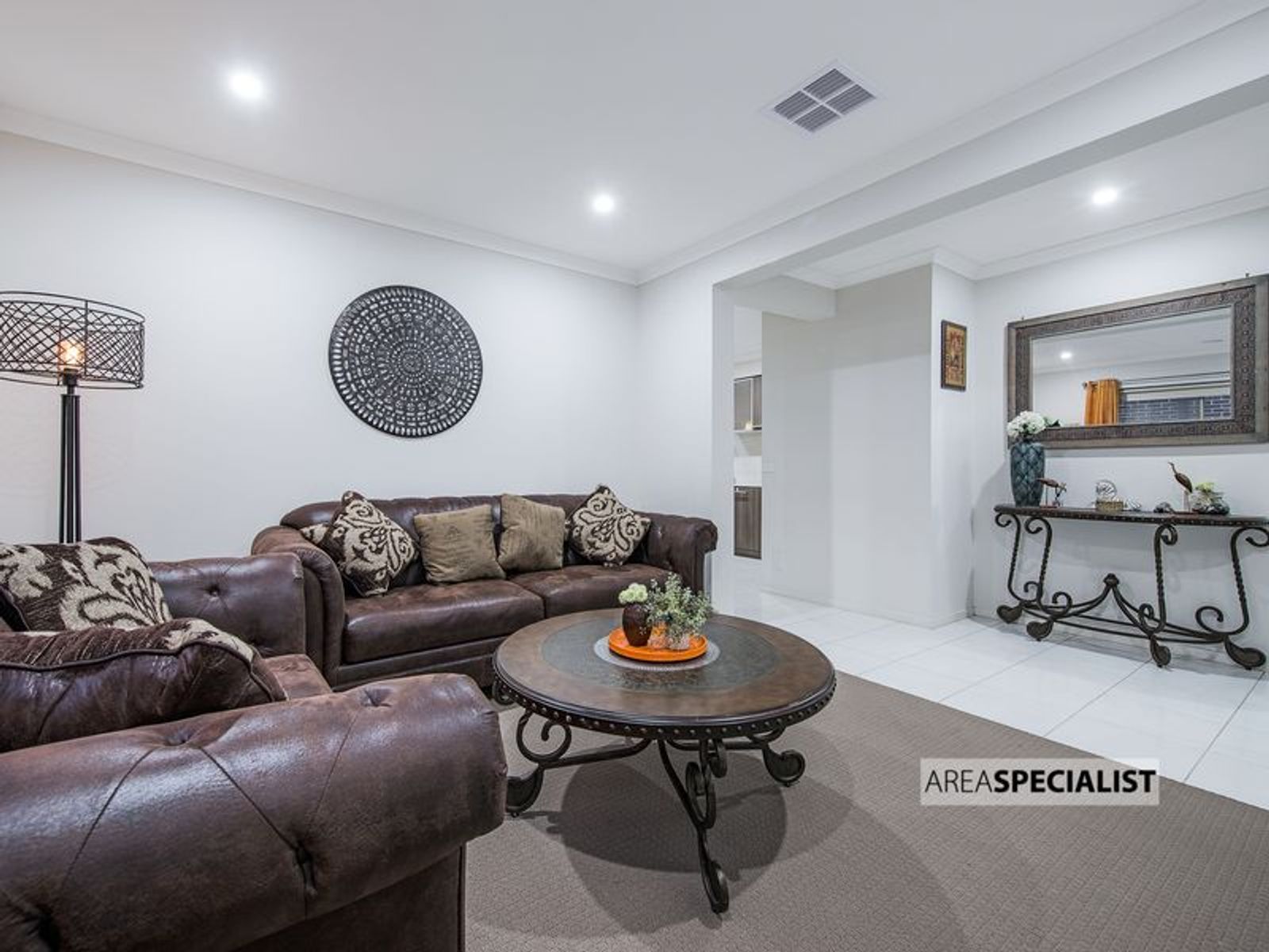 33 TANKARD DRIVE, Cranbourne East, VIC 3977, Cranbourne East - Thumbnail 2