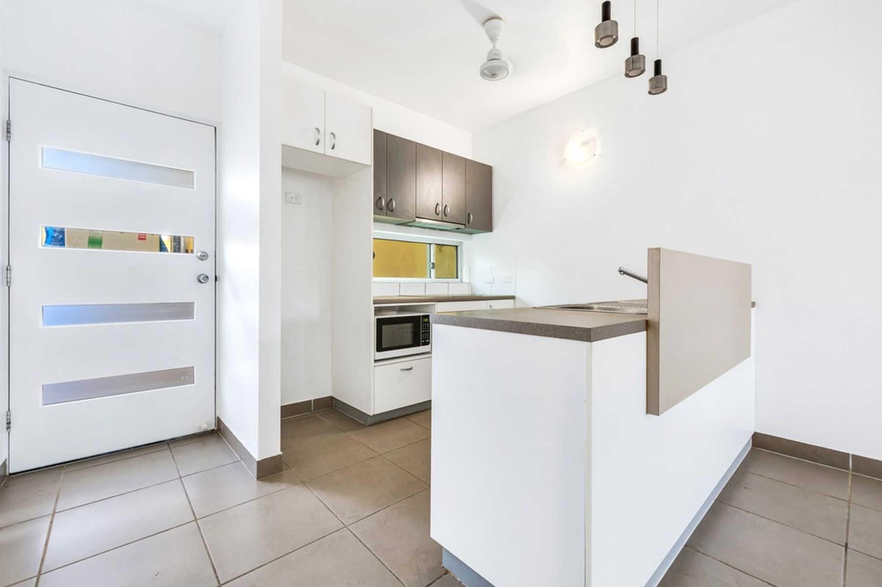 6/121 Flynn Circuit, Bellamack NT 0832, Bellamack - Thumbnail 2
