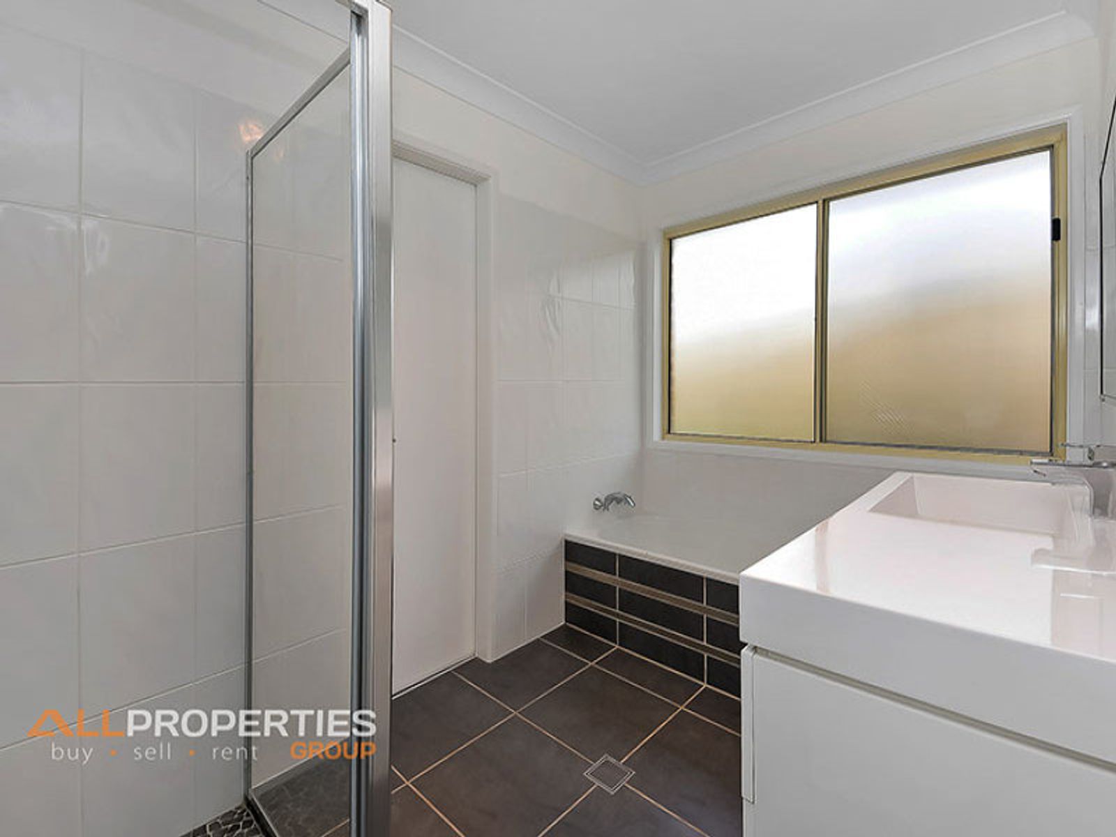 18 Mitchell Street, Boronia Heights QLD 4124, Boronia Heights - Thumbnail 6