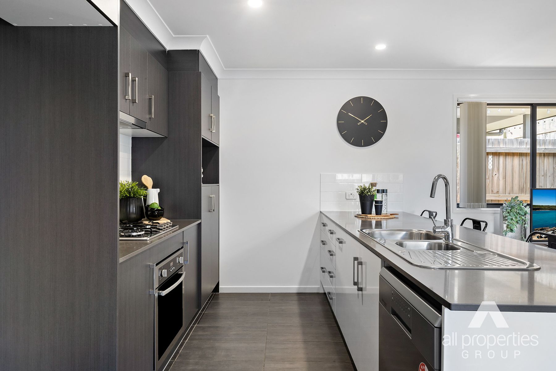 23 Kourounis Street, Logan Reserve QLD 4133, Logan Reserve - Thumbnail 3