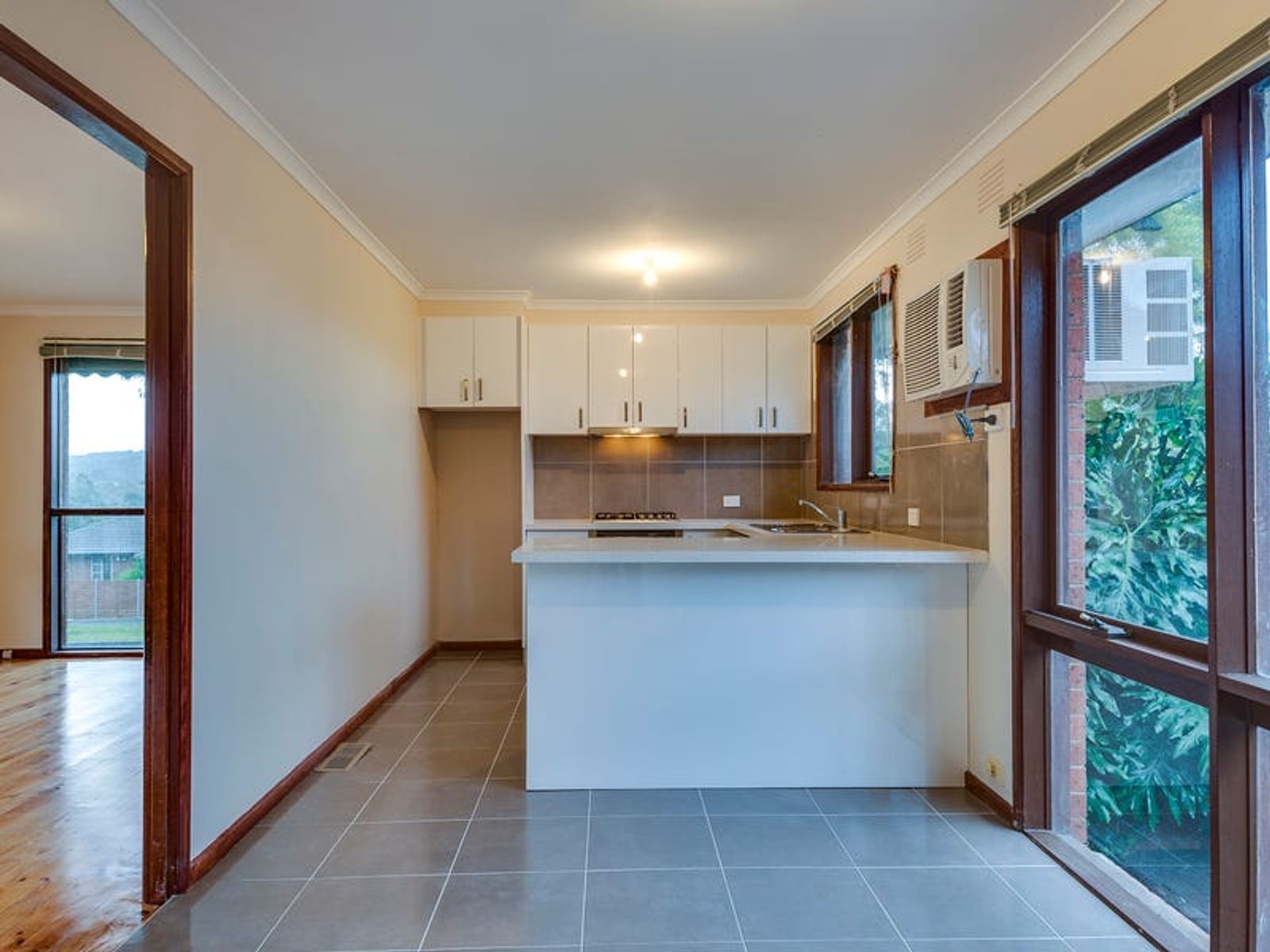 15 Aaran Close, Endeavour Hills, VIC 3802, Endeavour Hills - Thumbnail 3