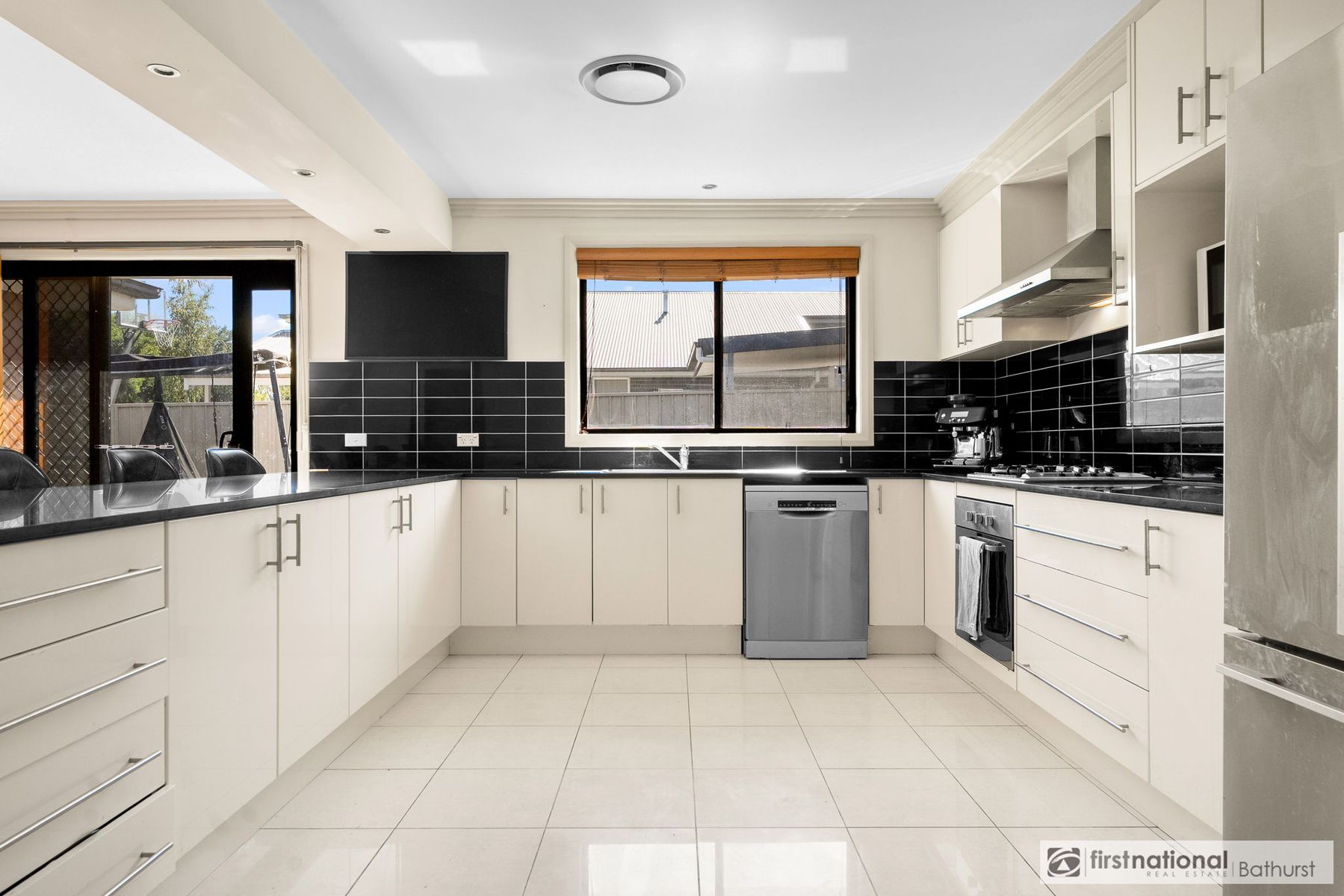 42 James Barnet Drive, Kelso NSW 2795, Kelso - Thumbnail 7