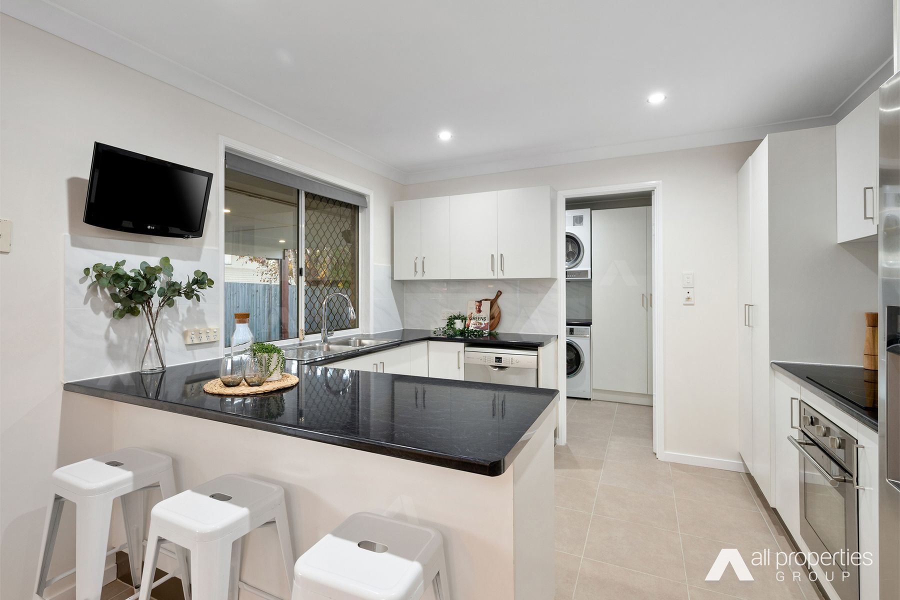 29 Stringybark Street, Regents Park QLD 4118, Regents Park - Thumbnail 3