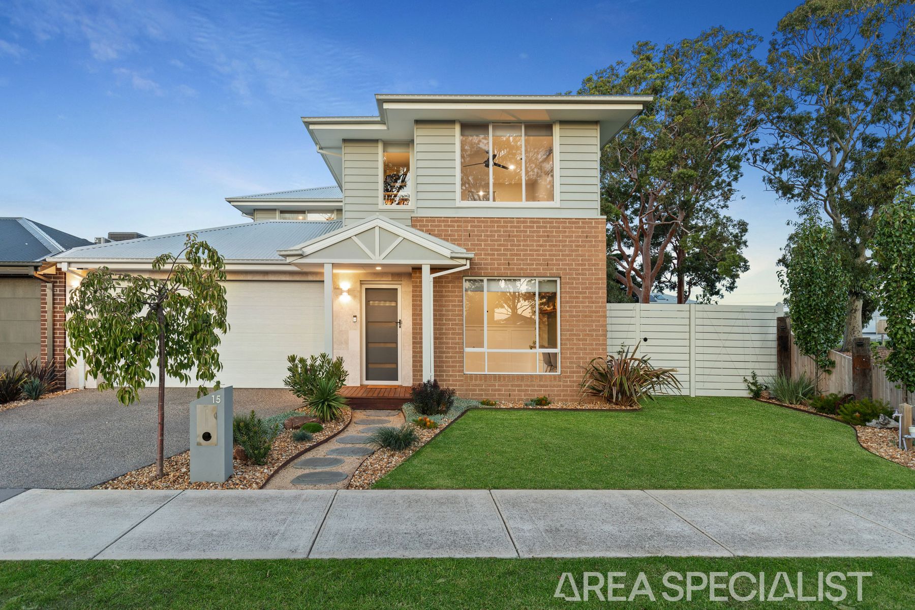 15 Naomi Court, Cranbourne, Cranbourne - Thumbnail 3