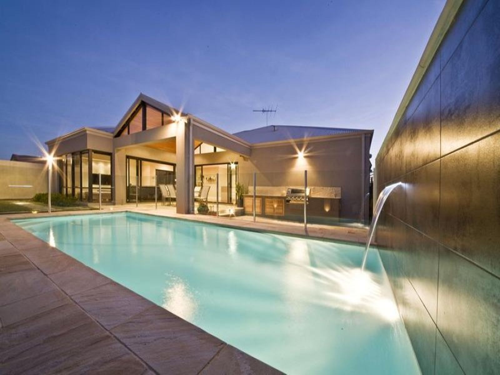 Realmark :: 7 Cassino Drive, Stirling, WA 6021
