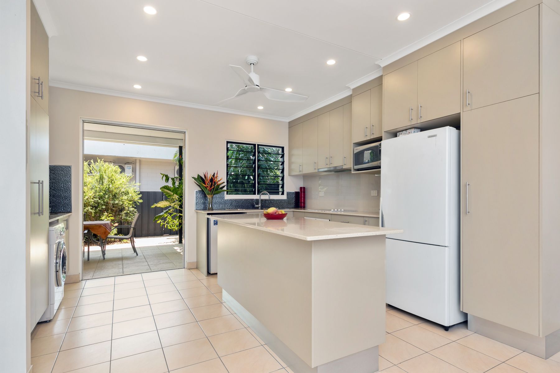 2/10 Barossa Street, Larrakeyah NT 0820, Larrakeyah - Thumbnail 4