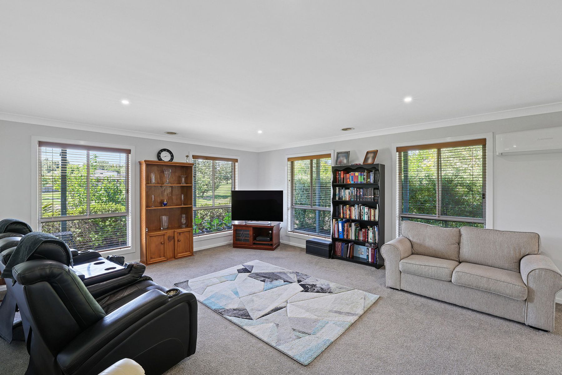 44 Munro Street, Warragul, VIC 3820, Warragul - Thumbnail 4