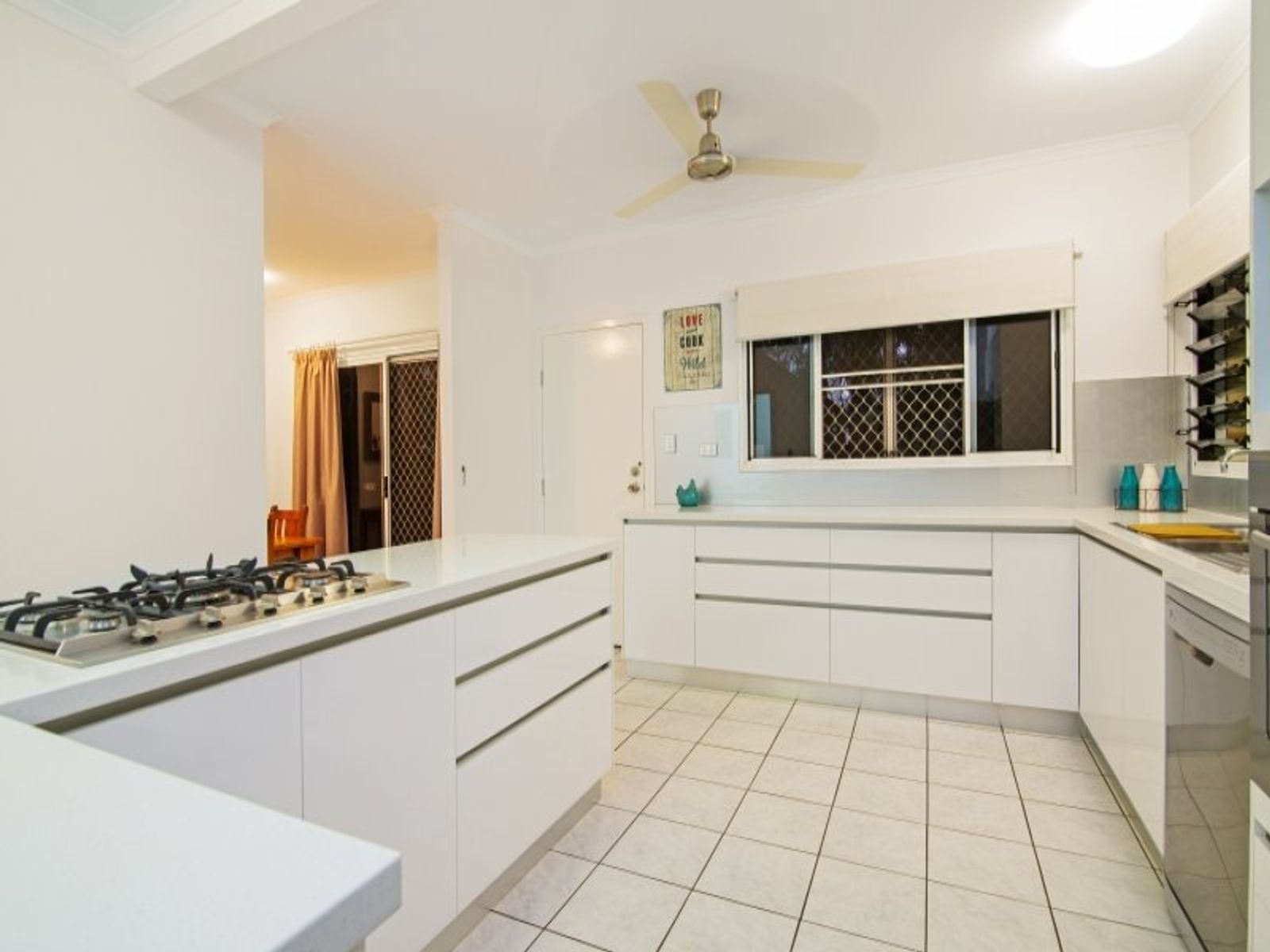 13 Cadell Street, Leanyer NT 0812, Leanyer - Thumbnail 4