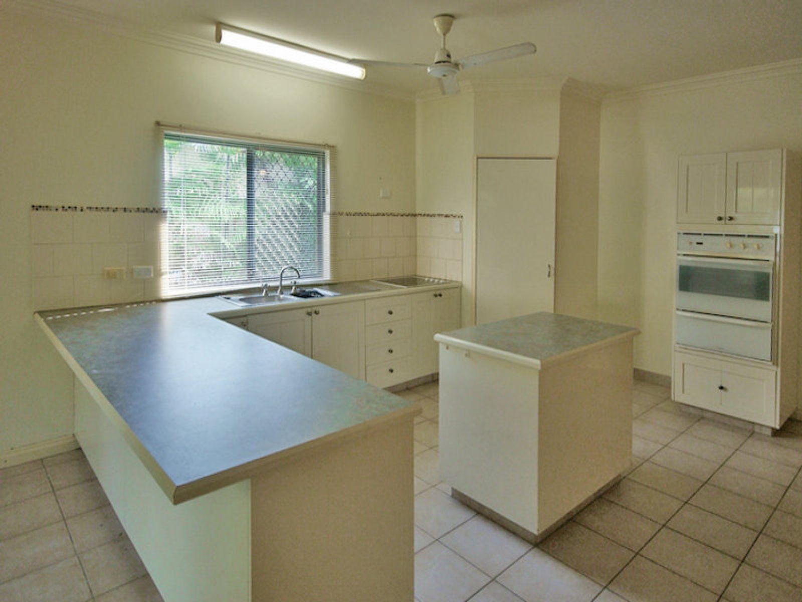 8 Mihailou Court, Coconut Grove NT 0810, Coconut Grove - Thumbnail 3
