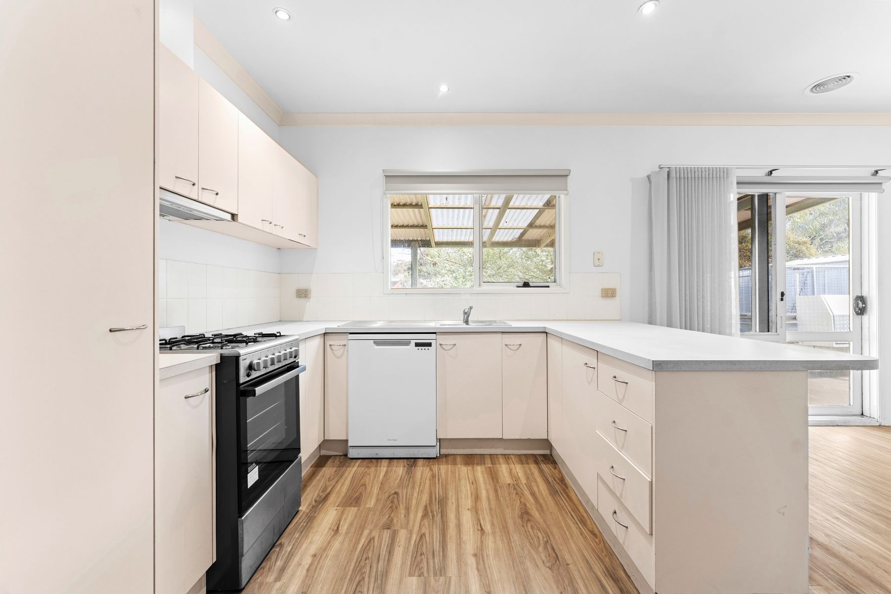 25 Specimen Hill Road, Golden Square VIC 3555, Golden Square - Thumbnail 4