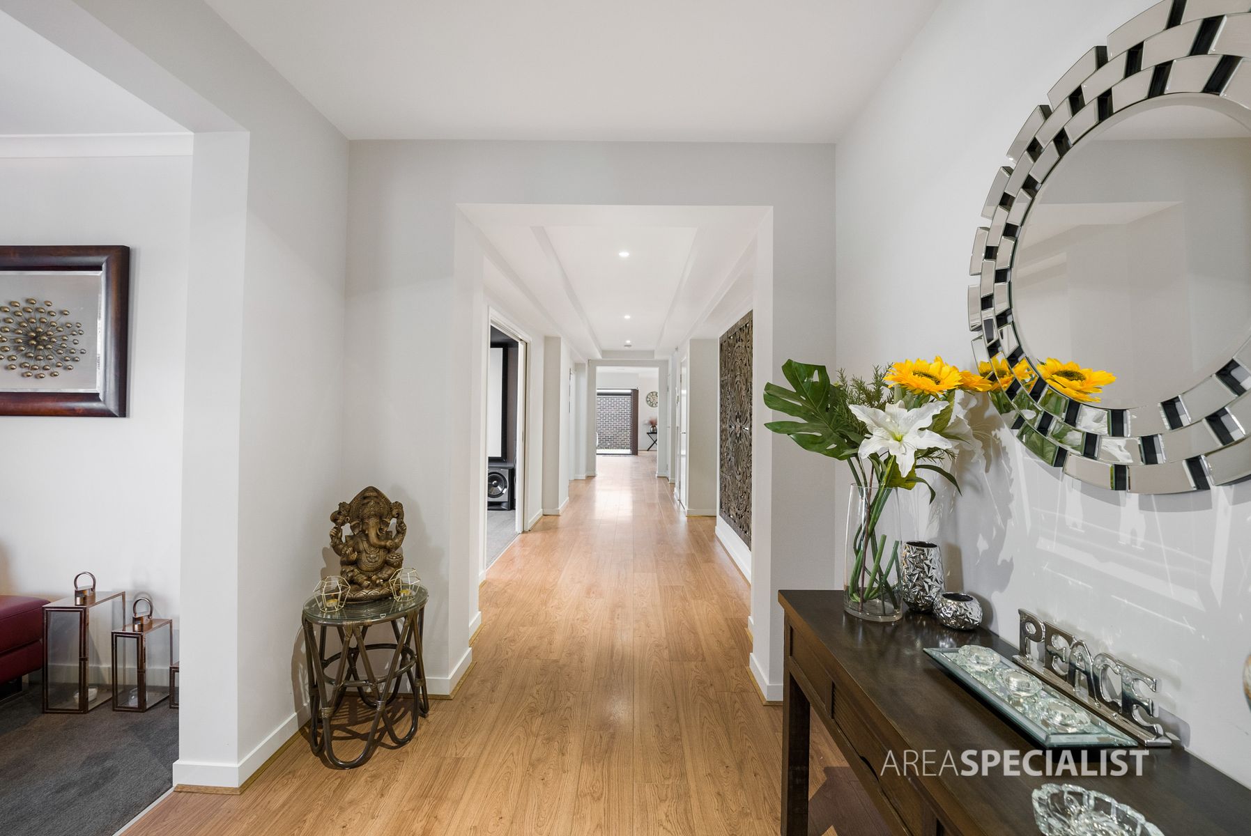 16 Hub Street, Werribee, VIC 3030, Werribee - Thumbnail 4