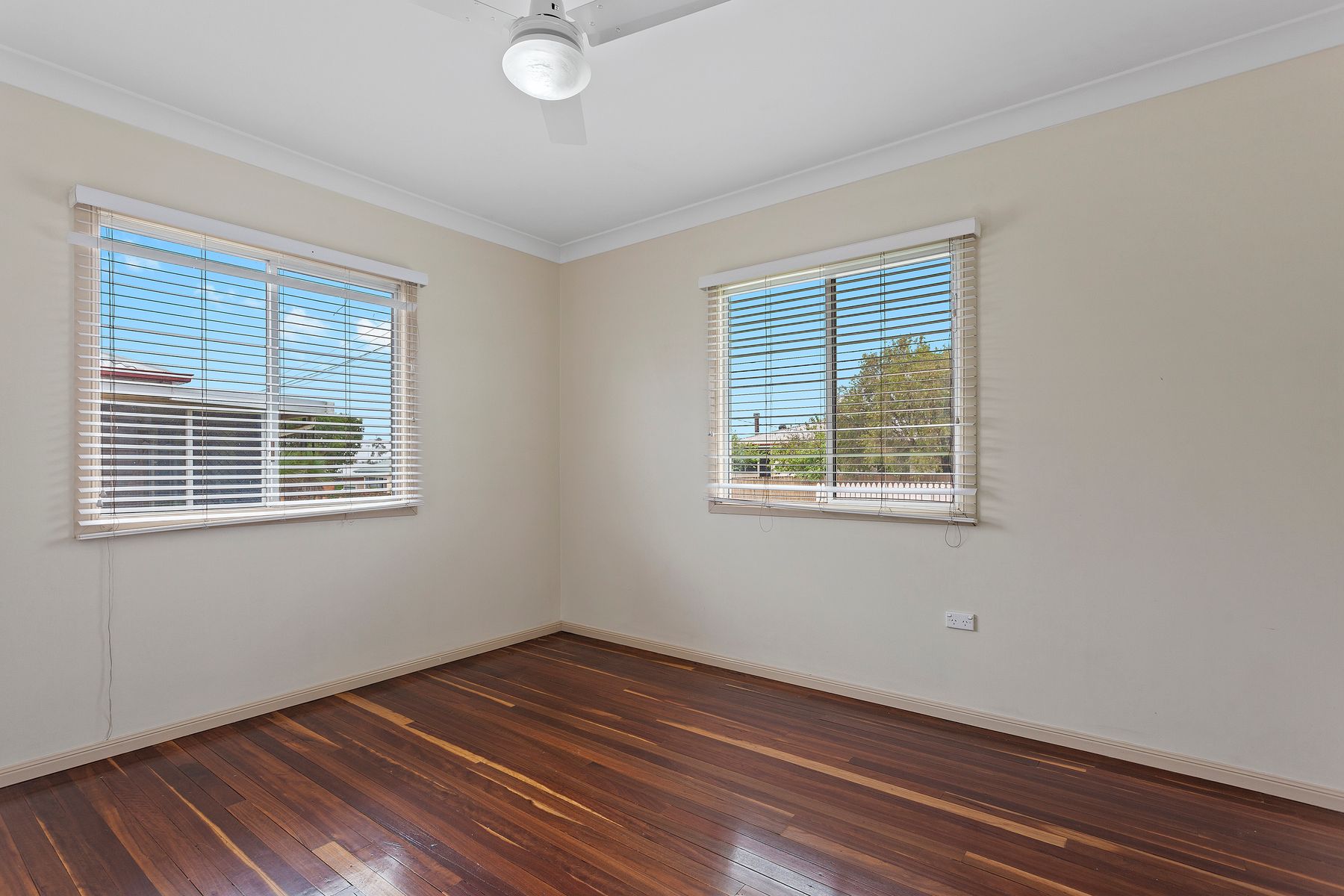 21 Leawarra Street, Wilsonton QLD 4350, Wilsonton - Thumbnail 4