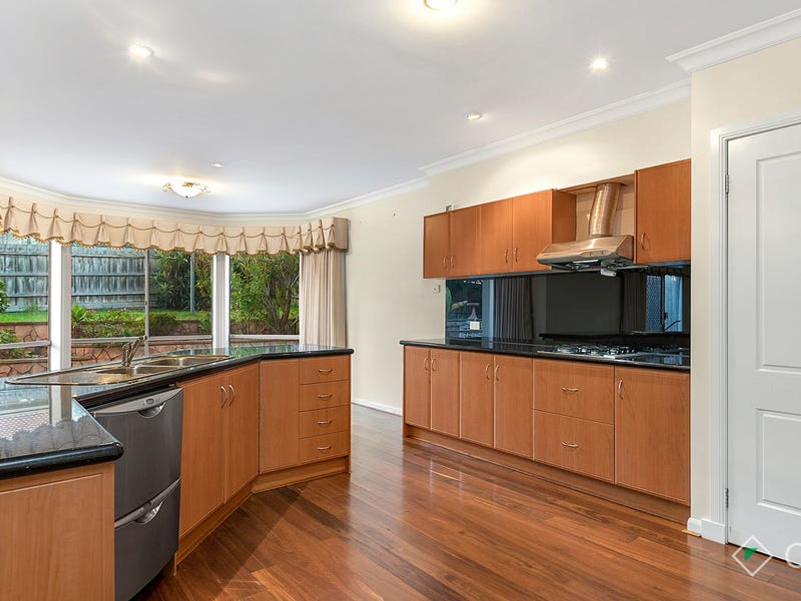 87 David Collins Drive, Endeavour Hills, VIC 3802, Endeavour Hills - Thumbnail 3