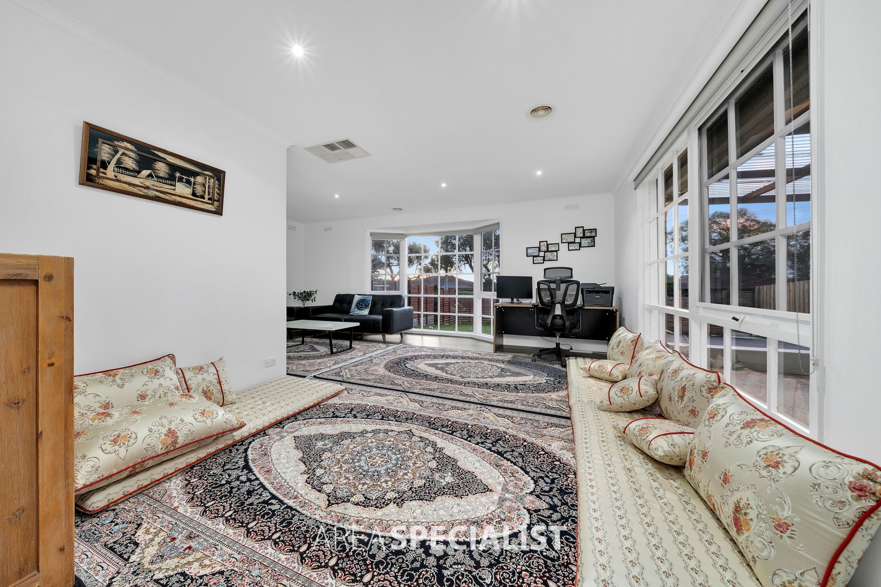 4 Sinclair Court, Hampton Park, VIC 3976, Hampton Park - Thumbnail 3