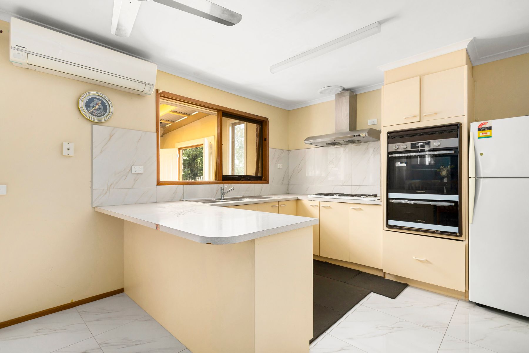 30 Ballymore Court, Frankston, Frankston - Thumbnail 2
