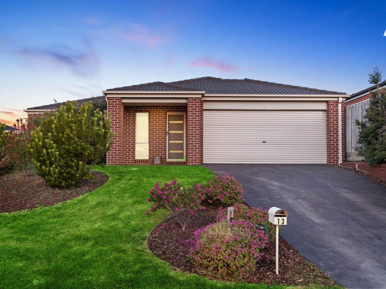 13 Stockhaven Circuit, Langwarrin, VIC 3910, Langwarrin - Thumbnail 2