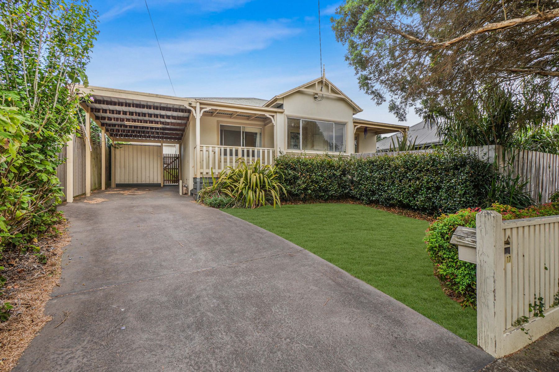 1/17 Henrietta Street, Warragul, VIC 3820, Warragul - Image 1
