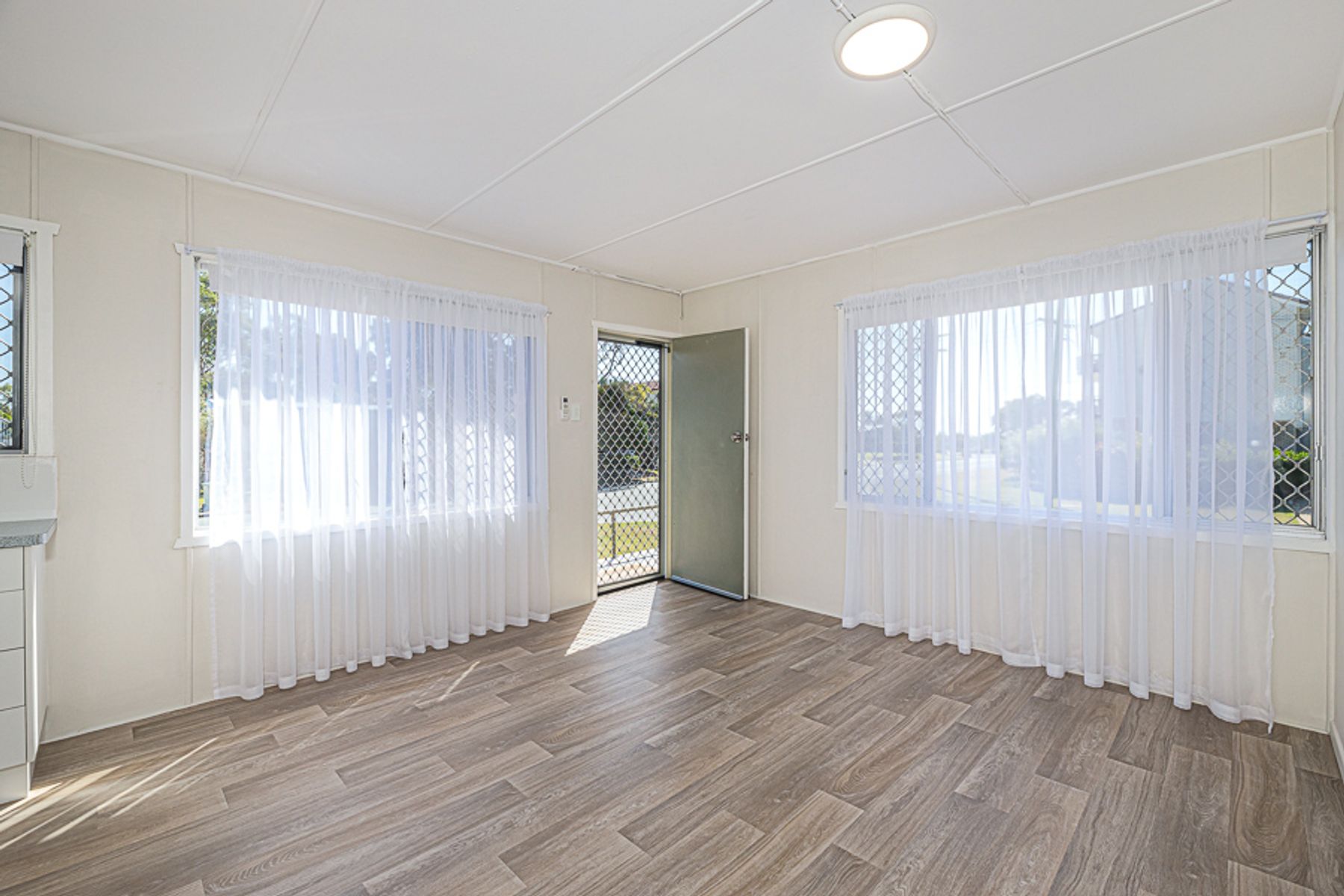 10 Benny Street, Woorim QLD 4507, Woorim - Thumbnail 2