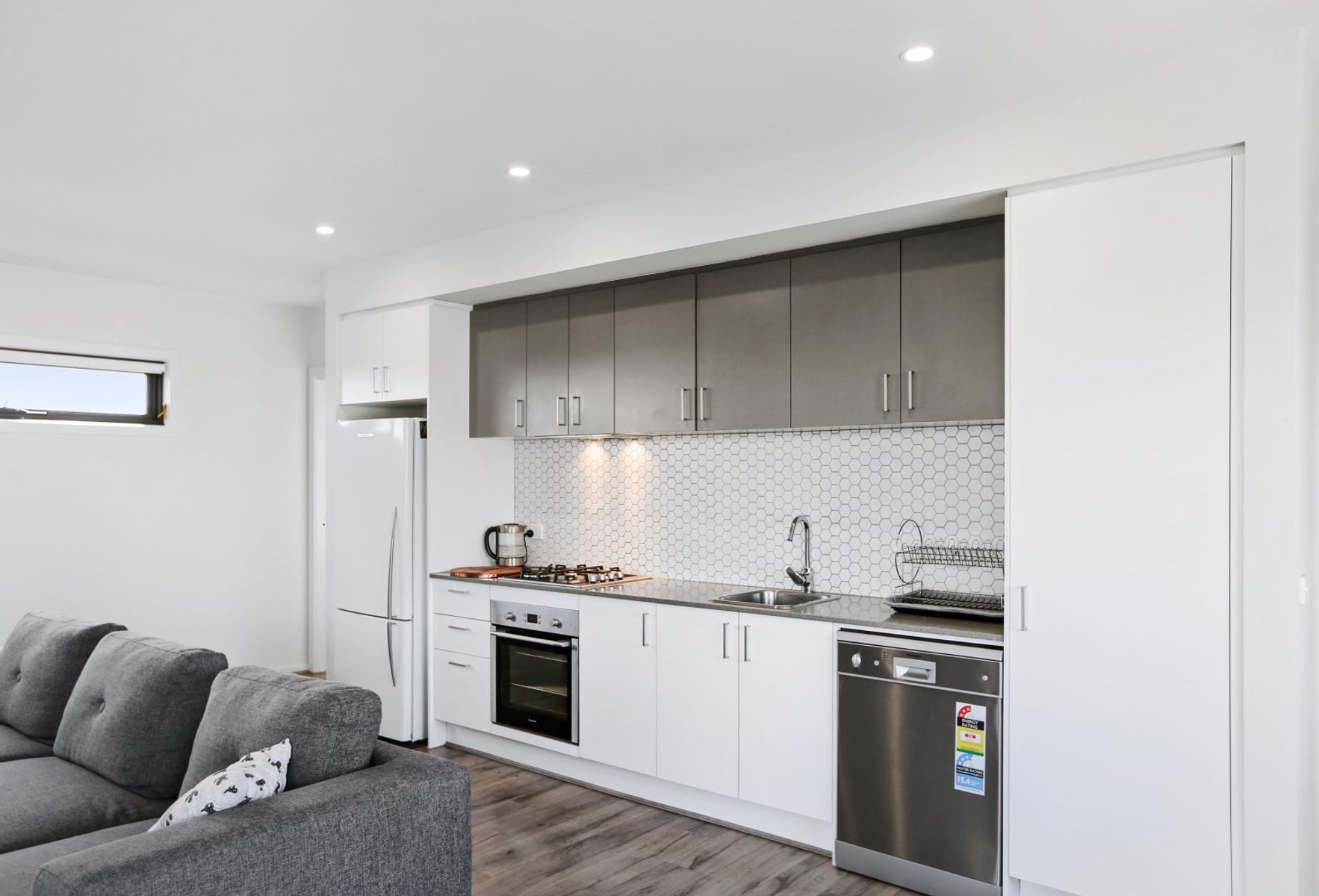 1 Boutique Lane, Cranbourne West VIC 3977, Cranbourne West - Thumbnail 4