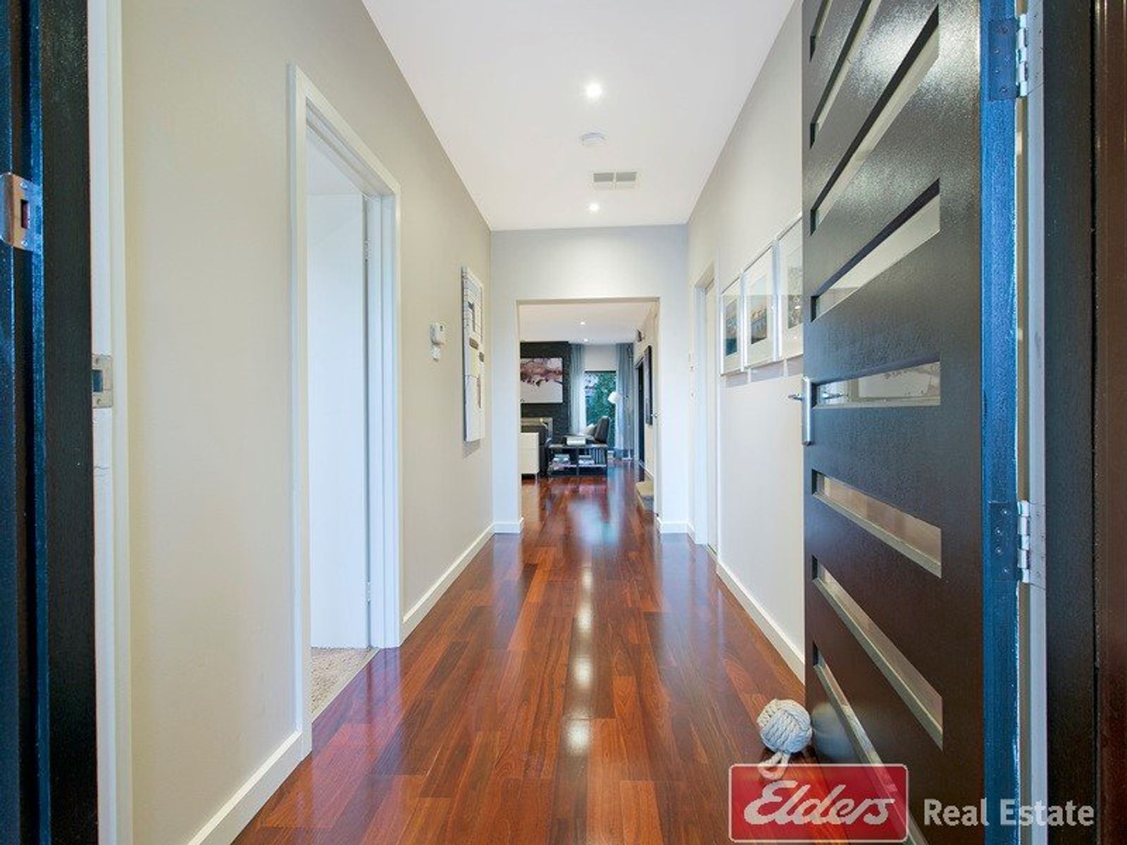 8 Gomera Street, Mawson Lakes, SA 5095, Mawson Lakes - Thumbnail 3