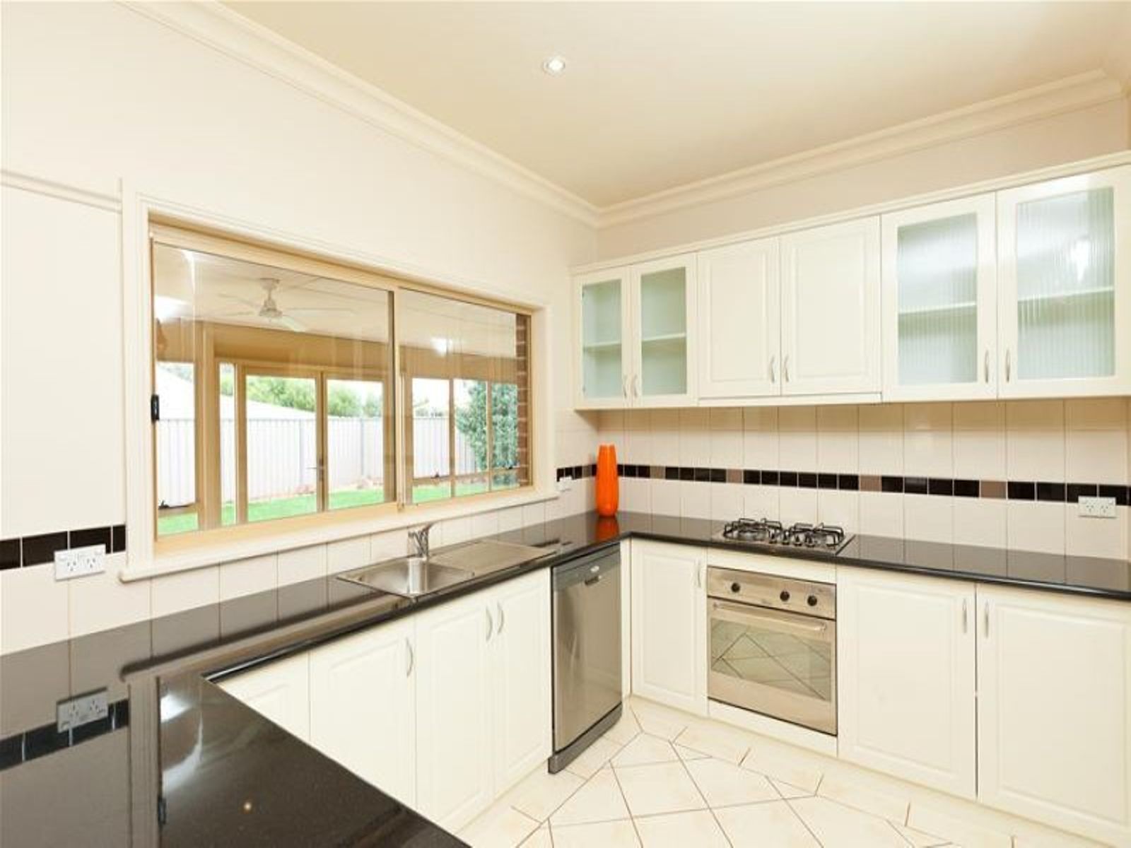 9 Vineleaf Street, Mildura - Thumbnail 4