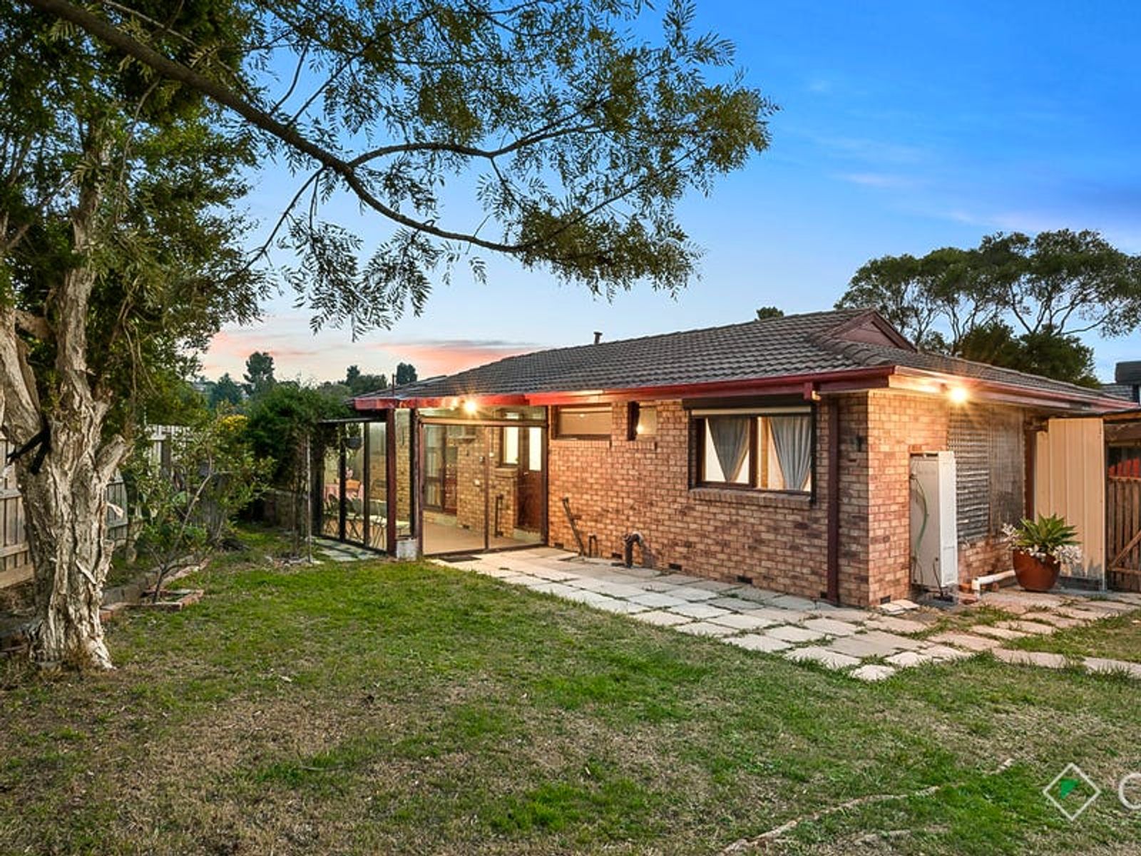 27 Crossdale Rise, Endeavour Hills, VIC 3802, Endeavour Hills - Thumbnail 8