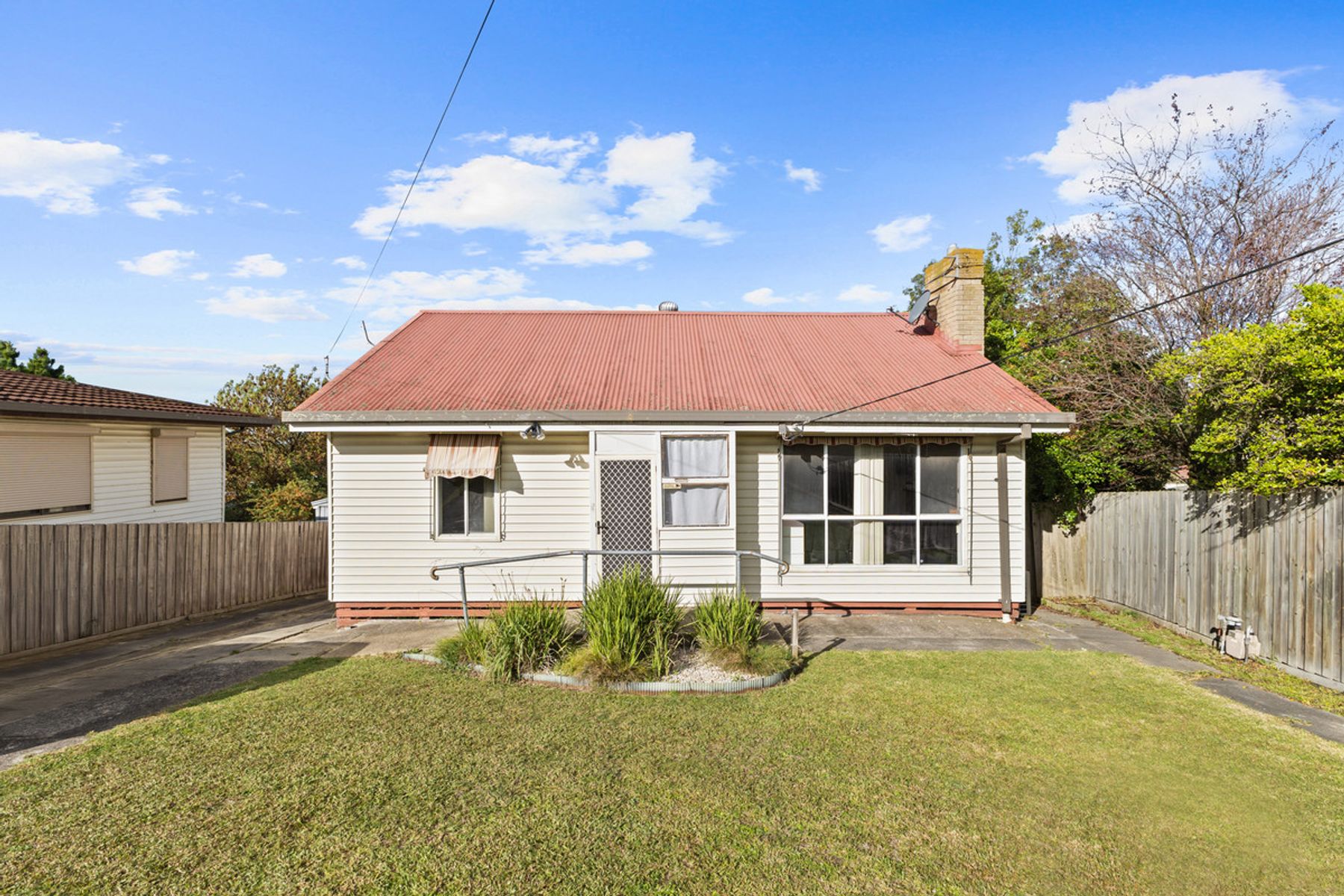 72 Robertson Street, Morwell VIC 3840, Morwell - Image 1