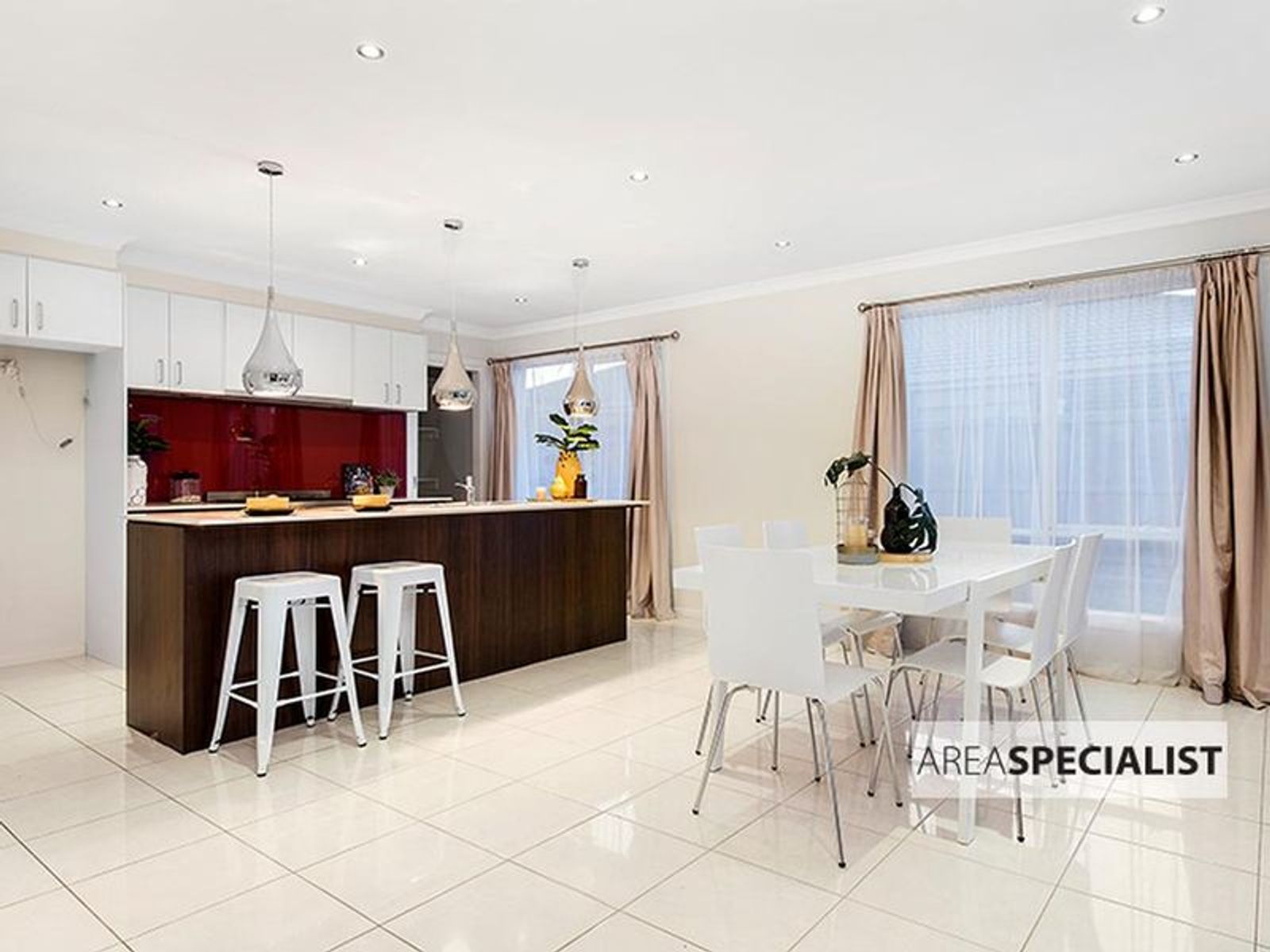 17 Elwood Avenue, Pakenham, VIC 3810, Pakenham - Thumbnail 4