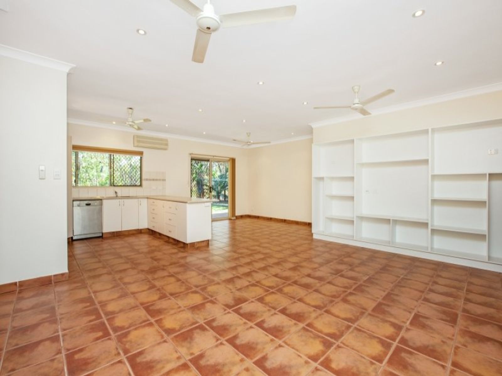 25 Corio Road, Humpty Doo NT 0836, Humpty Doo - Thumbnail 3