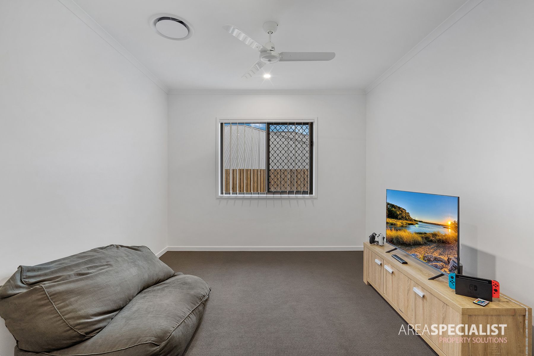 12 Tabby Street, Coomera, QLD 4209, Coomera - Thumbnail 5