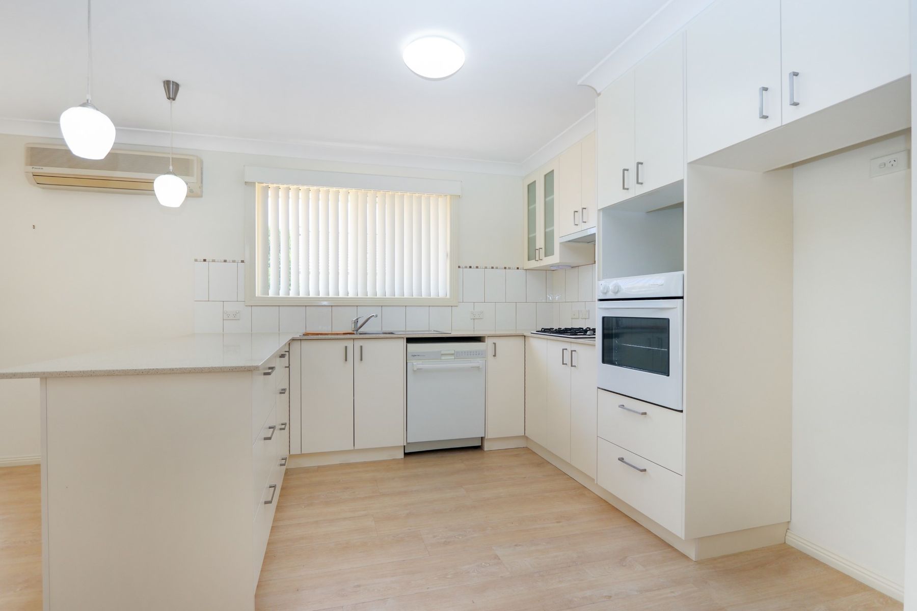 6 Rosedale Court, Goulburn NSW 2580, Goulburn - Thumbnail 2