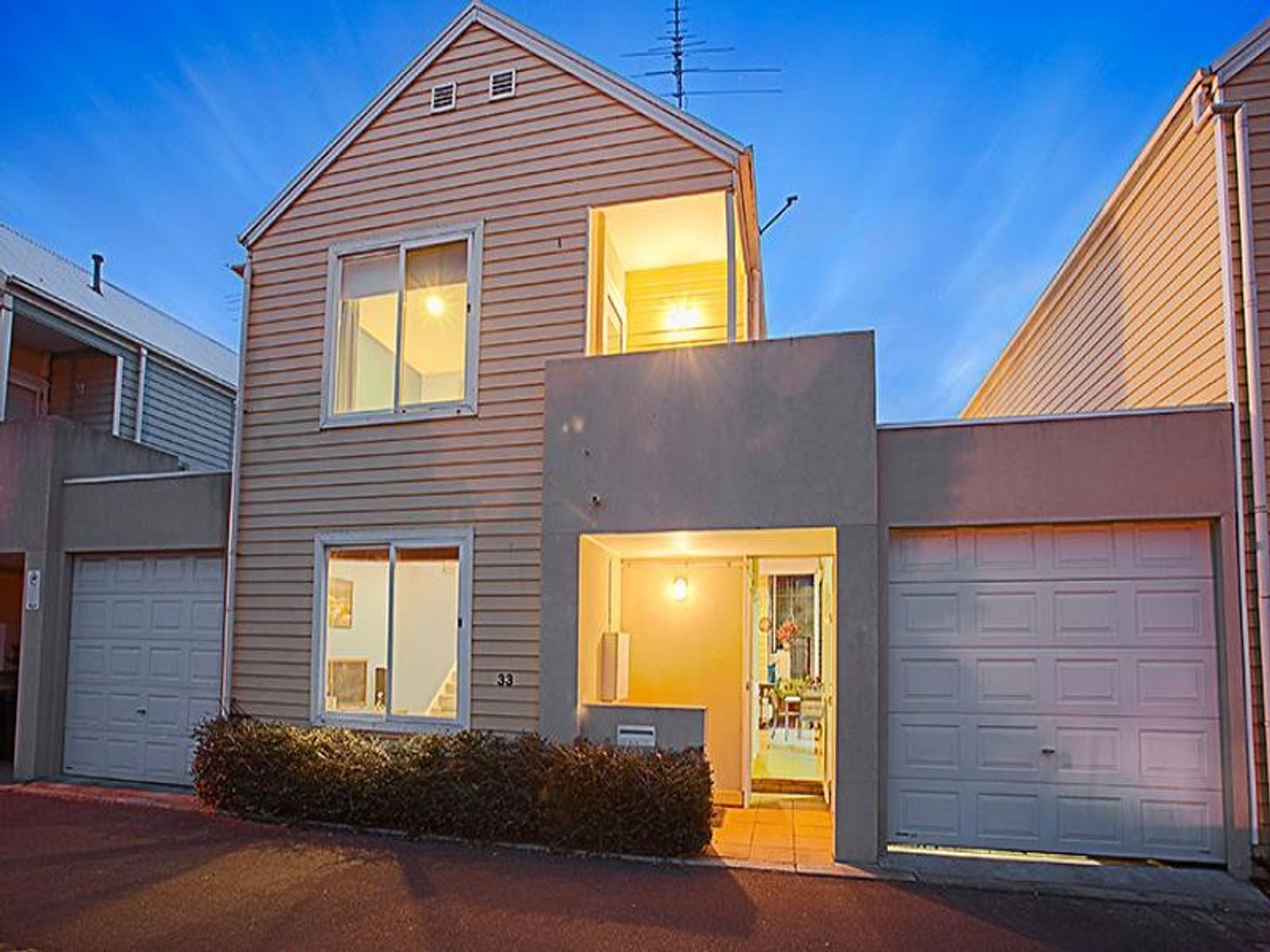33 Merino Mews, Kensington - Thumbnail 3