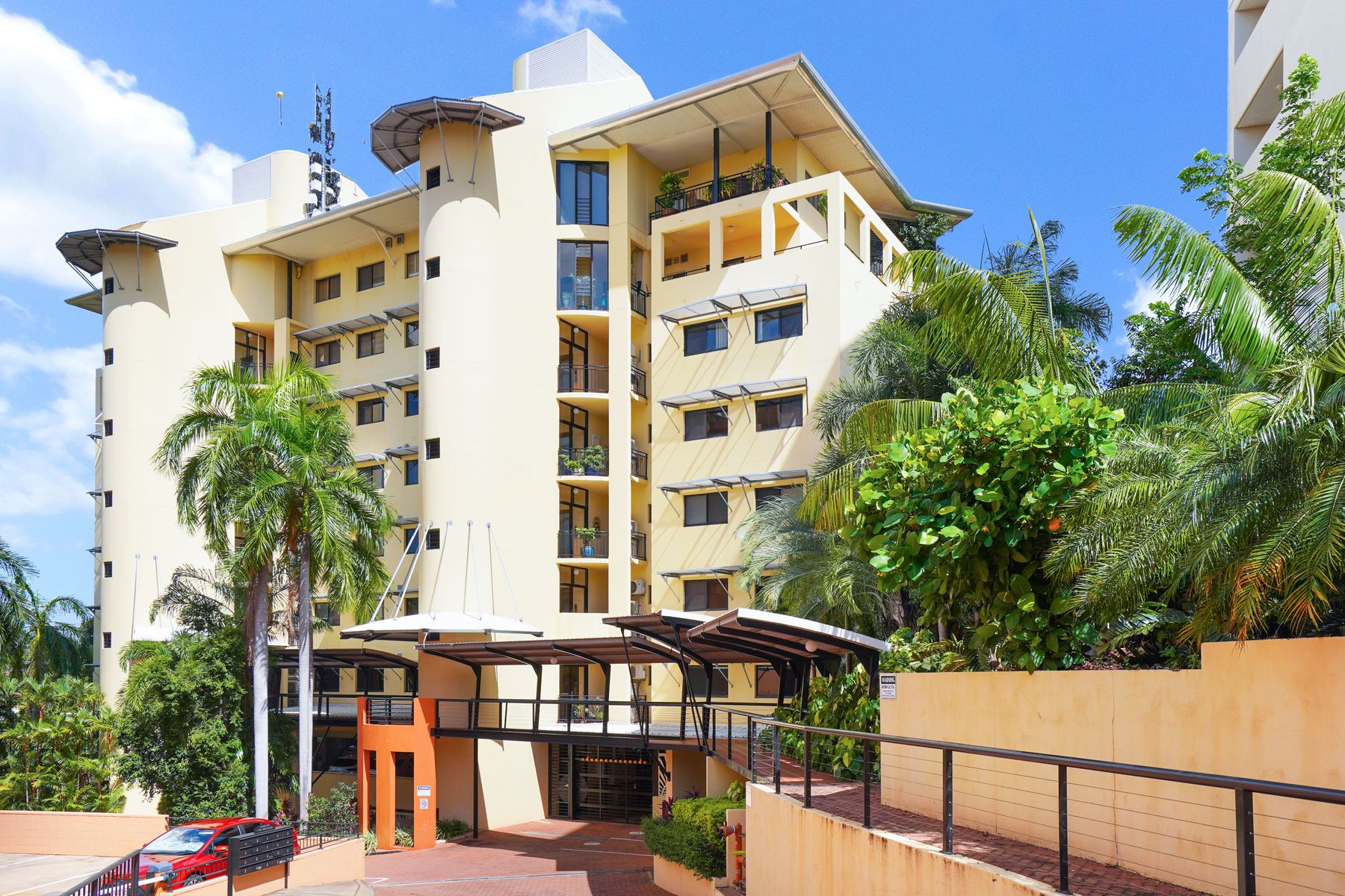 2/9 Esplanade, Darwin City NT 0800, Darwin City - Thumbnail 2