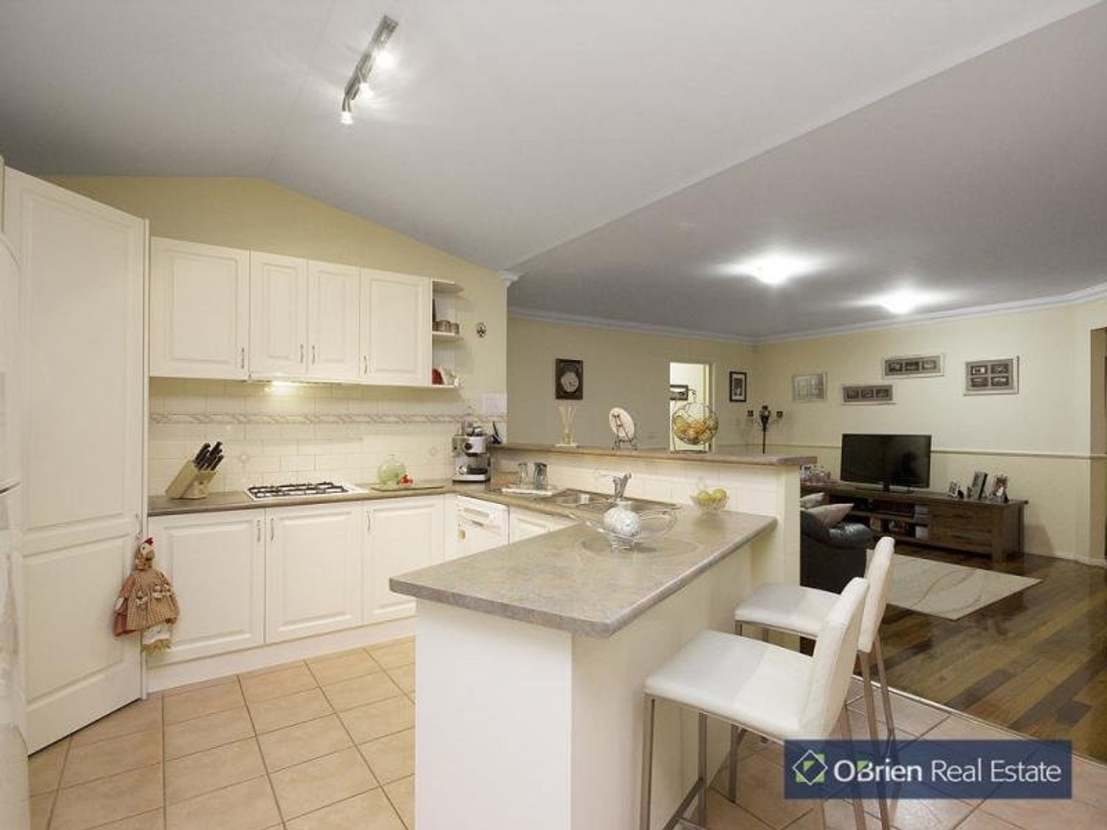 14 Pallidus Way, Narre Warren, VIC 3805, Narre Warren - Thumbnail 2