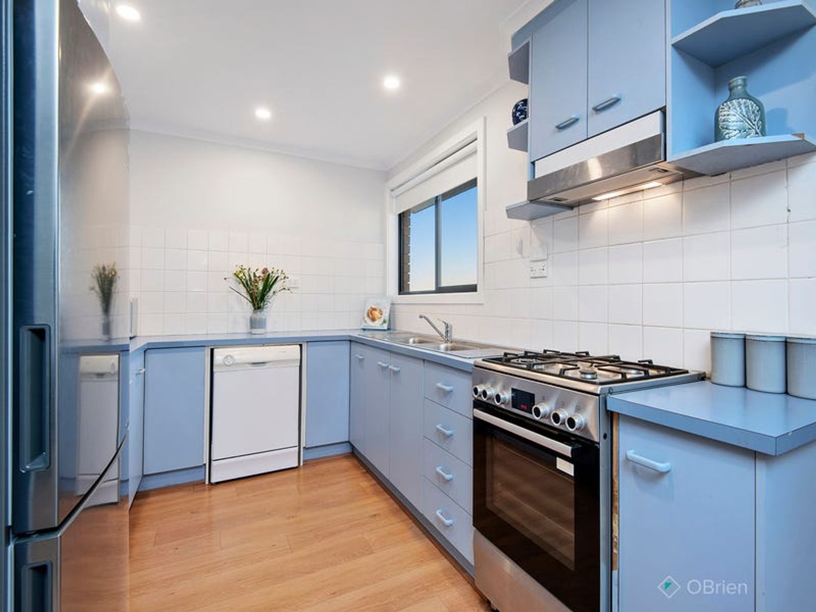 6 Hardman Court, Endeavour Hills, VIC 3802, Endeavour Hills - Thumbnail 3