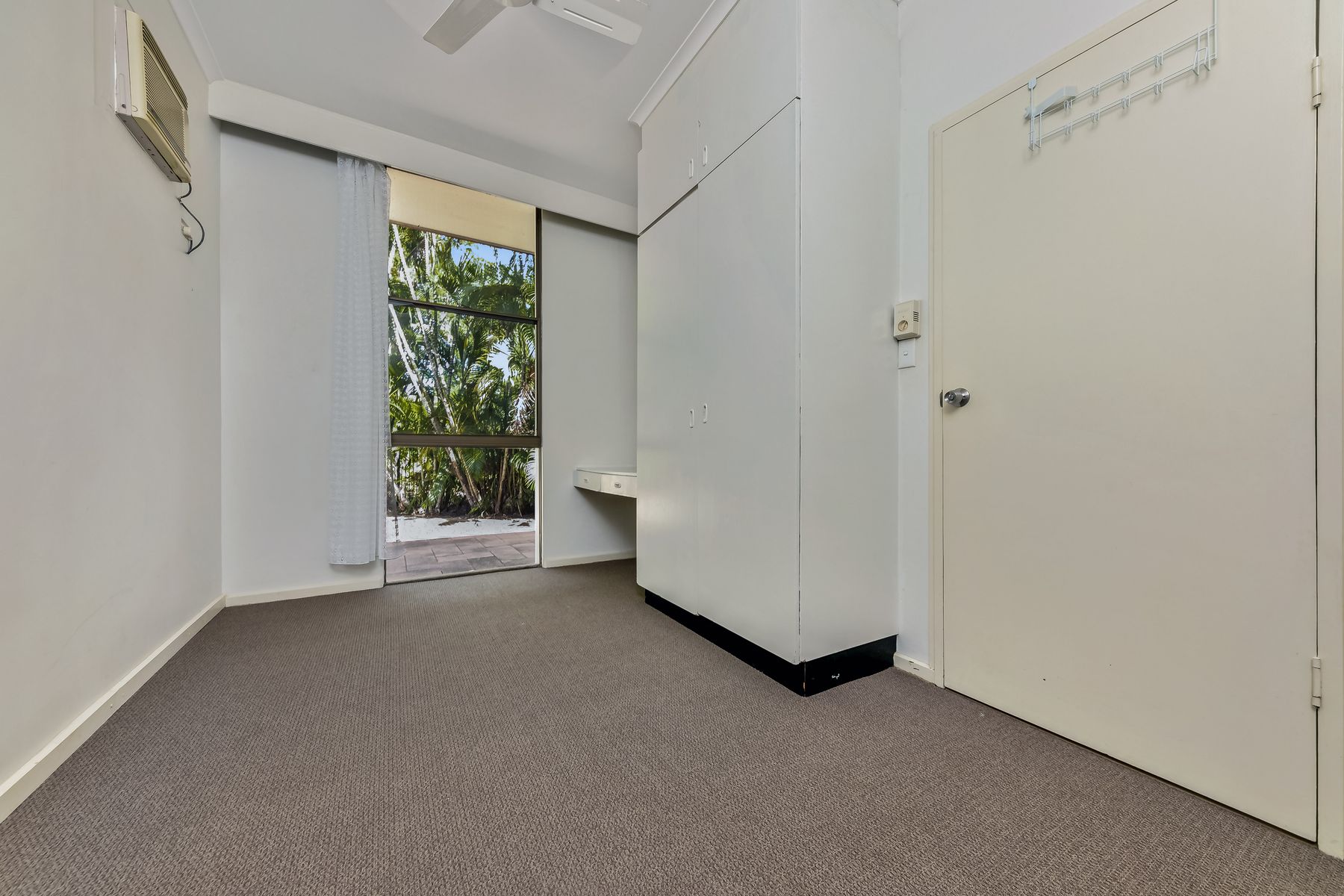 2/10 Sandalwood Street, Nightcliff NT 0810, Nightcliff - Thumbnail 8